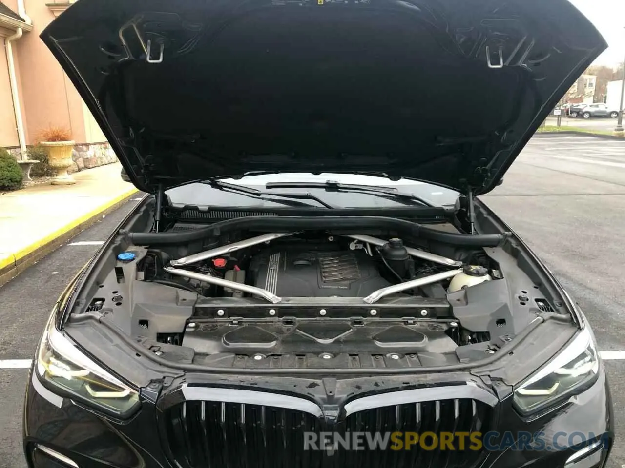 11 Photograph of a damaged car 5UXCR6C05L9C91761 BMW X5 2020