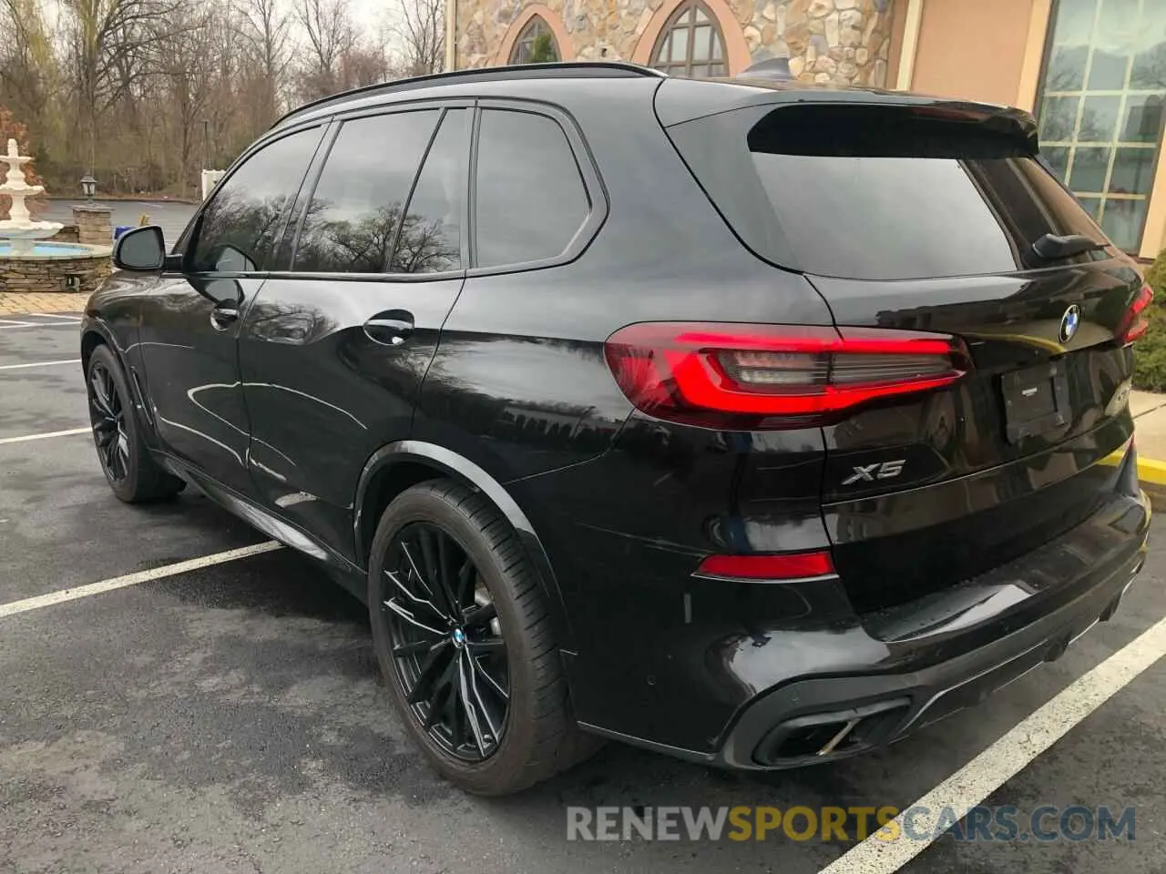 2 Photograph of a damaged car 5UXCR6C05L9C91761 BMW X5 2020