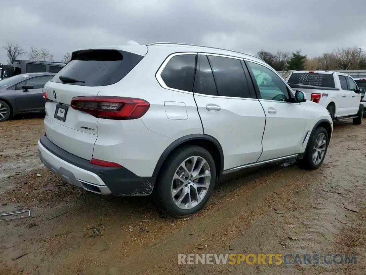 3 Photograph of a damaged car 5UXCR6C06L9B89353 BMW X5 2020