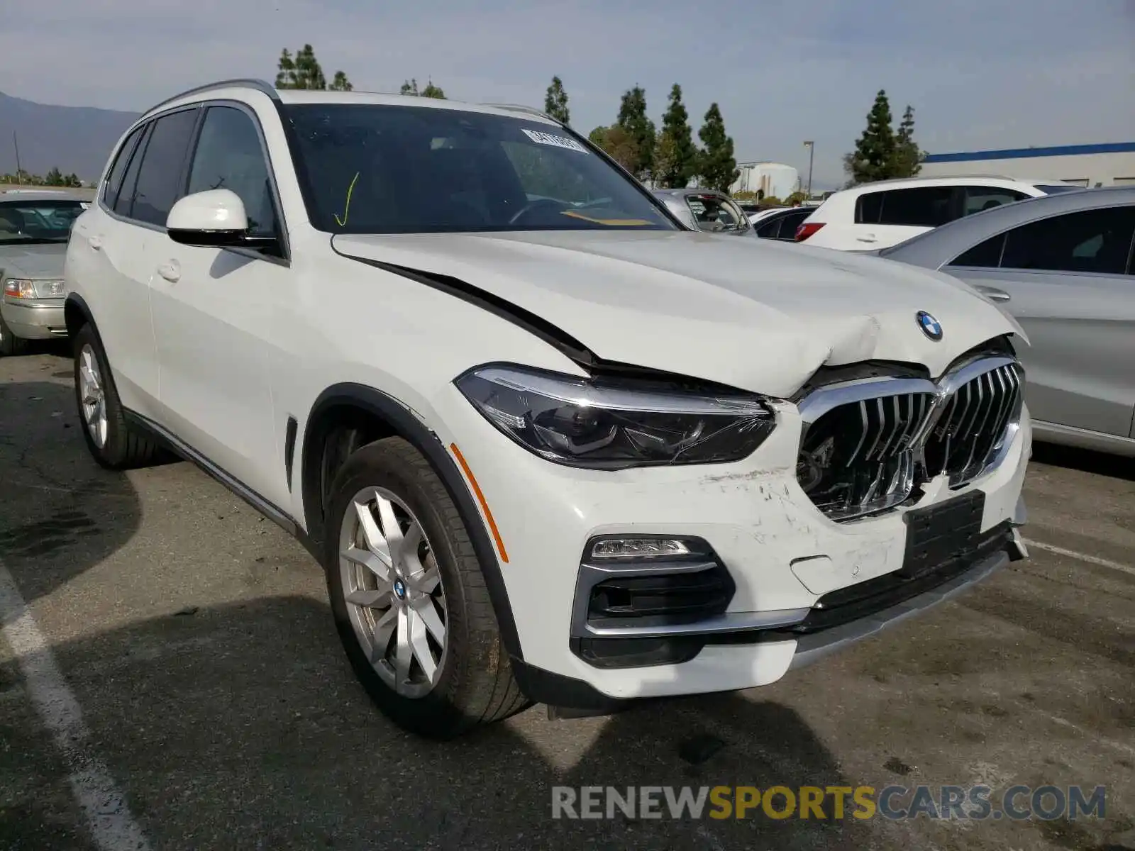 1 Photograph of a damaged car 5UXCR6C06L9B94097 BMW X5 2020