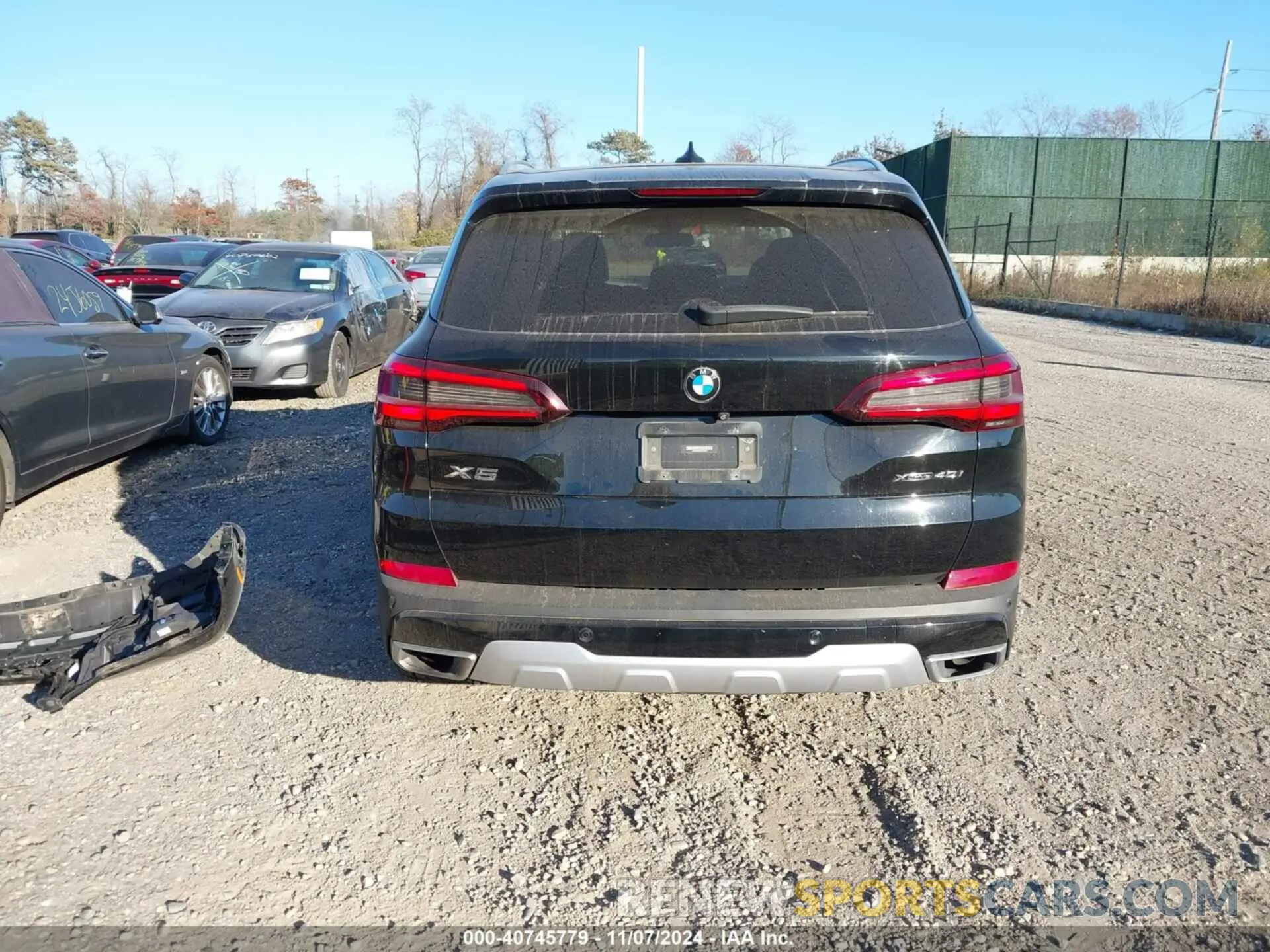 17 Photograph of a damaged car 5UXCR6C06L9C70756 BMW X5 2020