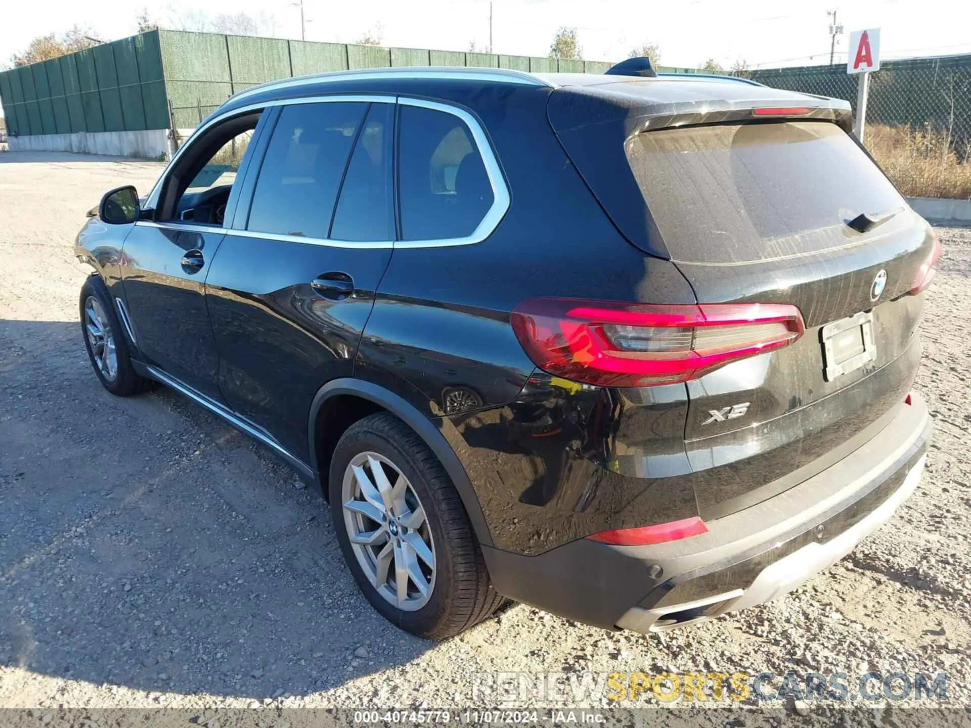 3 Photograph of a damaged car 5UXCR6C06L9C70756 BMW X5 2020