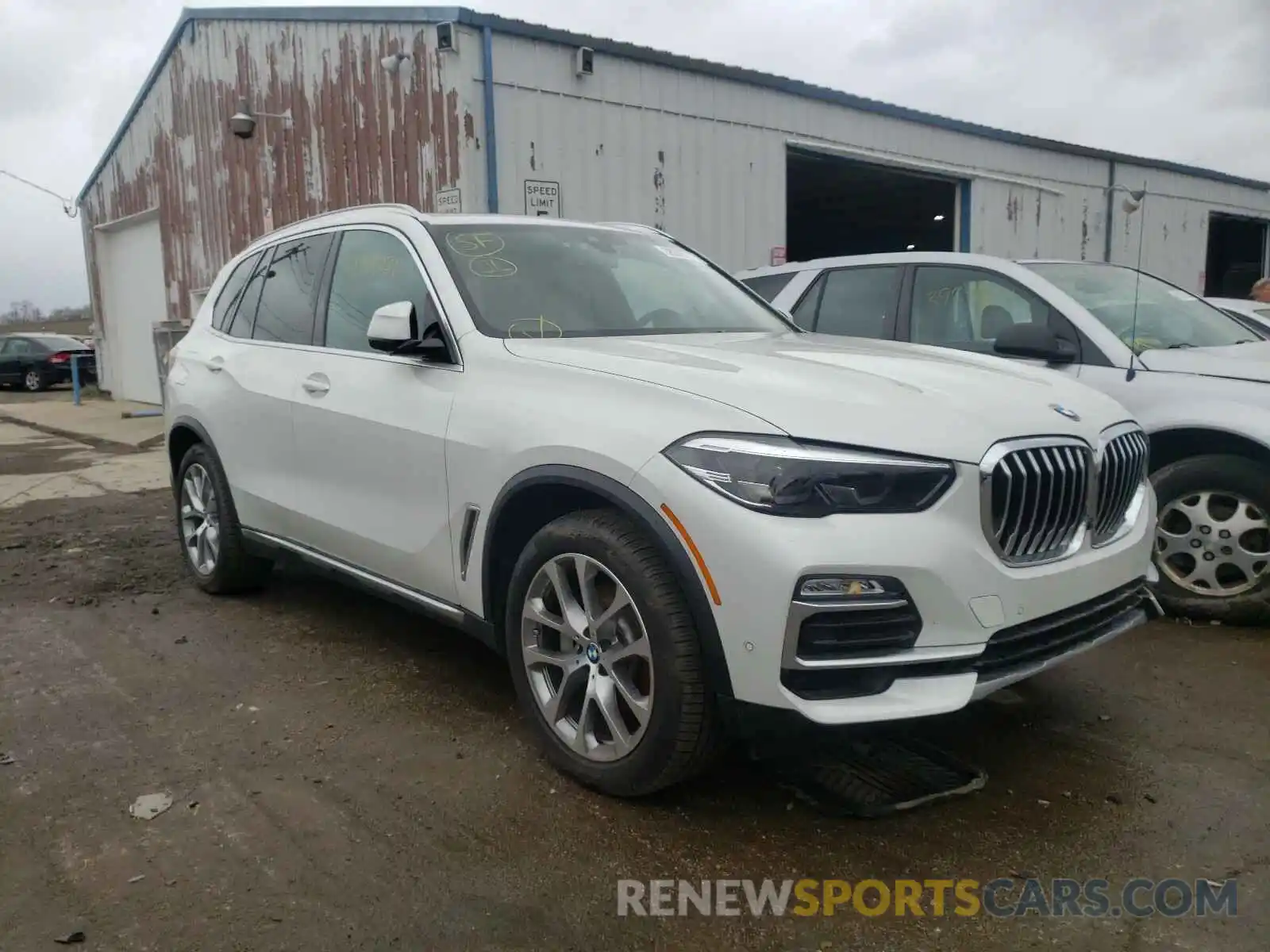 1 Photograph of a damaged car 5UXCR6C07L9B05430 BMW X5 2020