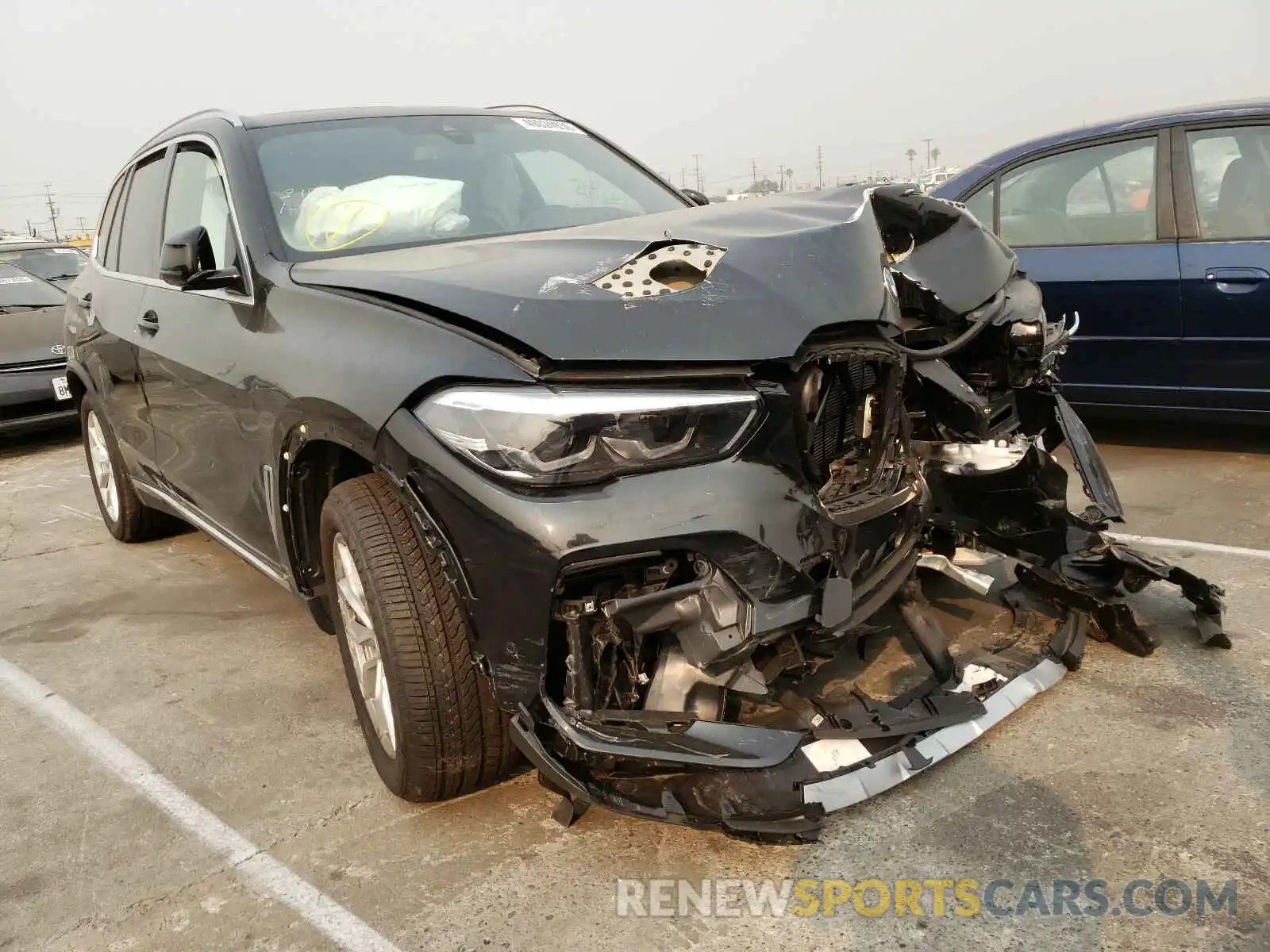 1 Photograph of a damaged car 5UXCR6C07L9B26150 BMW X5 2020