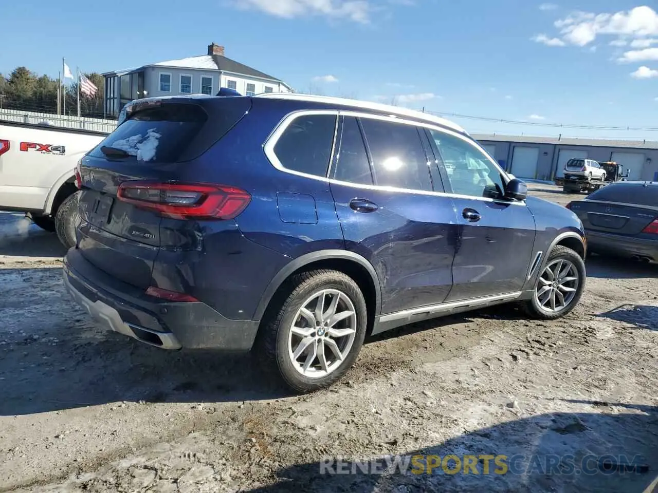 3 Photograph of a damaged car 5UXCR6C07L9B72447 BMW X5 2020
