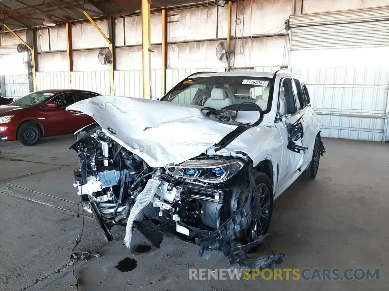 9 Photograph of a damaged car 5UXCR6C07L9C10811 BMW X5 2020