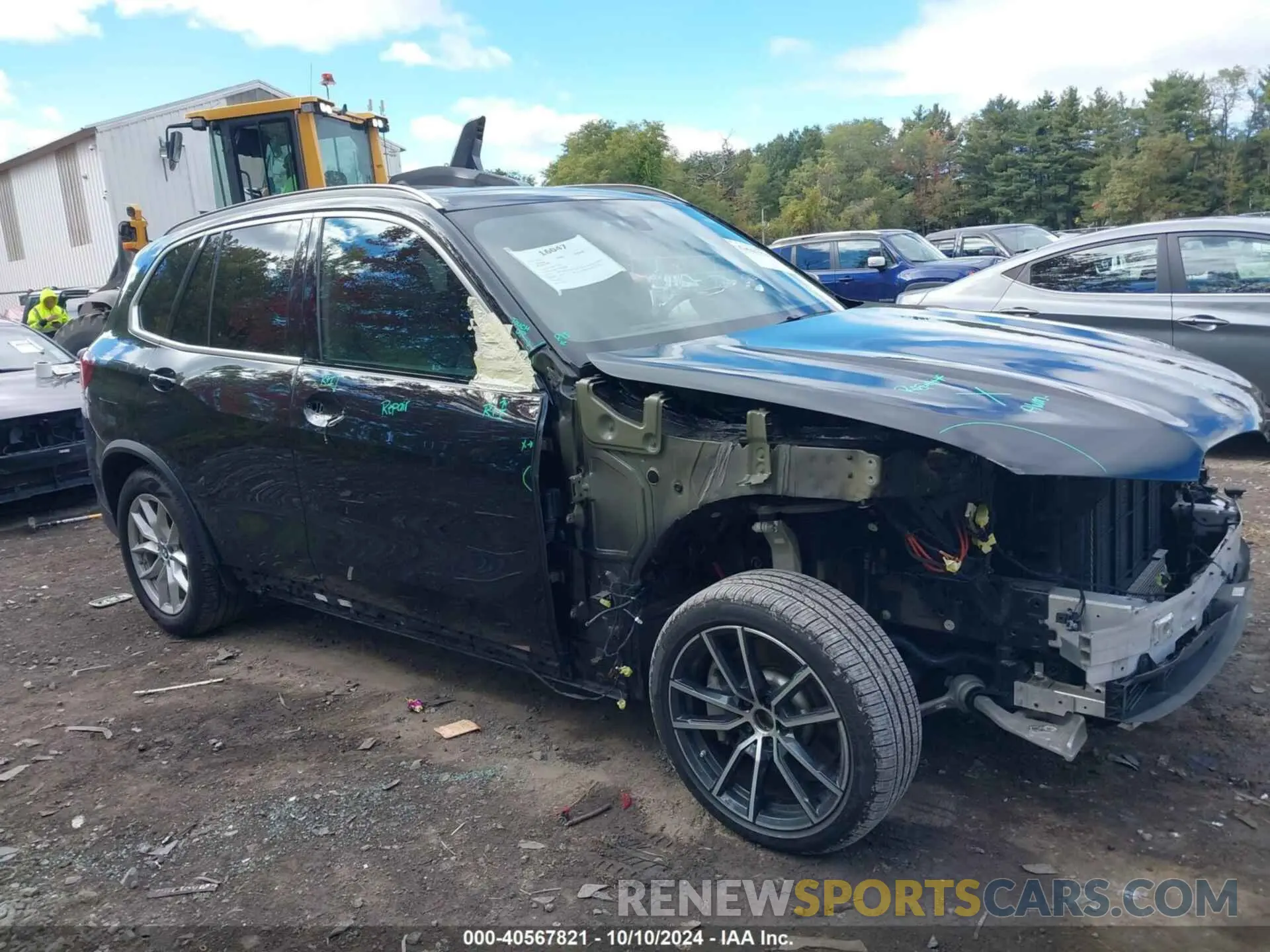 13 Photograph of a damaged car 5UXCR6C07L9C55764 BMW X5 2020