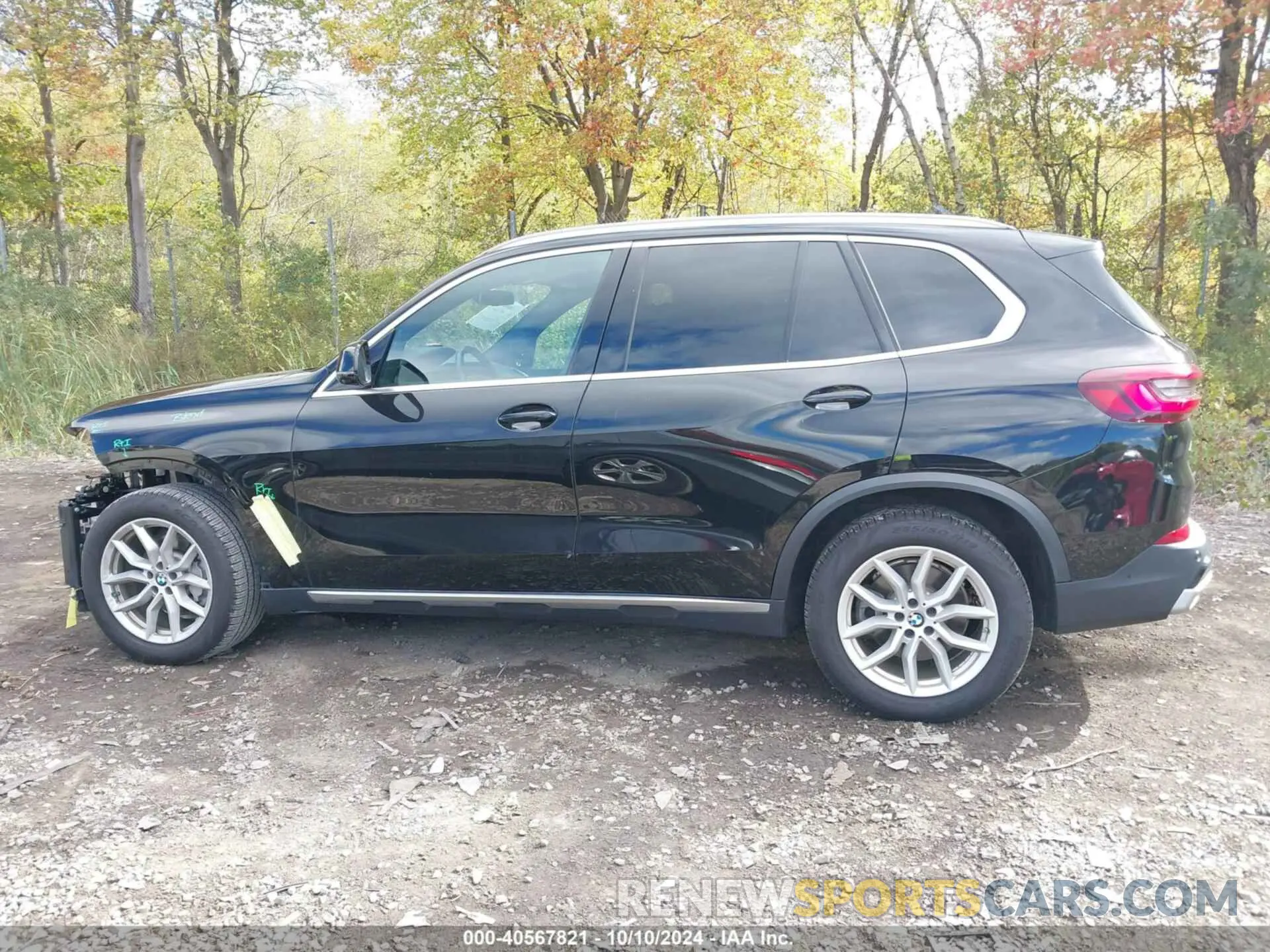14 Photograph of a damaged car 5UXCR6C07L9C55764 BMW X5 2020