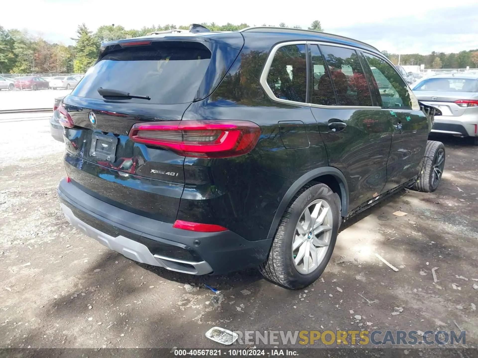 4 Photograph of a damaged car 5UXCR6C07L9C55764 BMW X5 2020