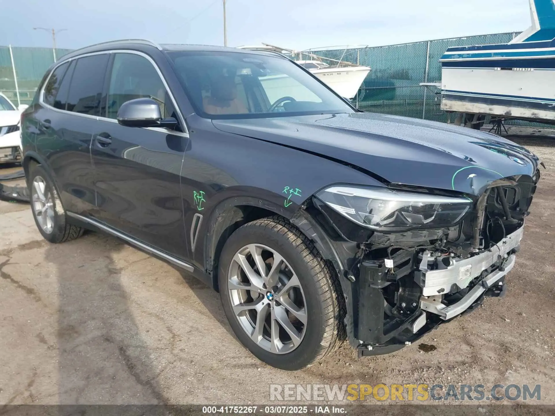 1 Photograph of a damaged car 5UXCR6C07L9C57434 BMW X5 2020