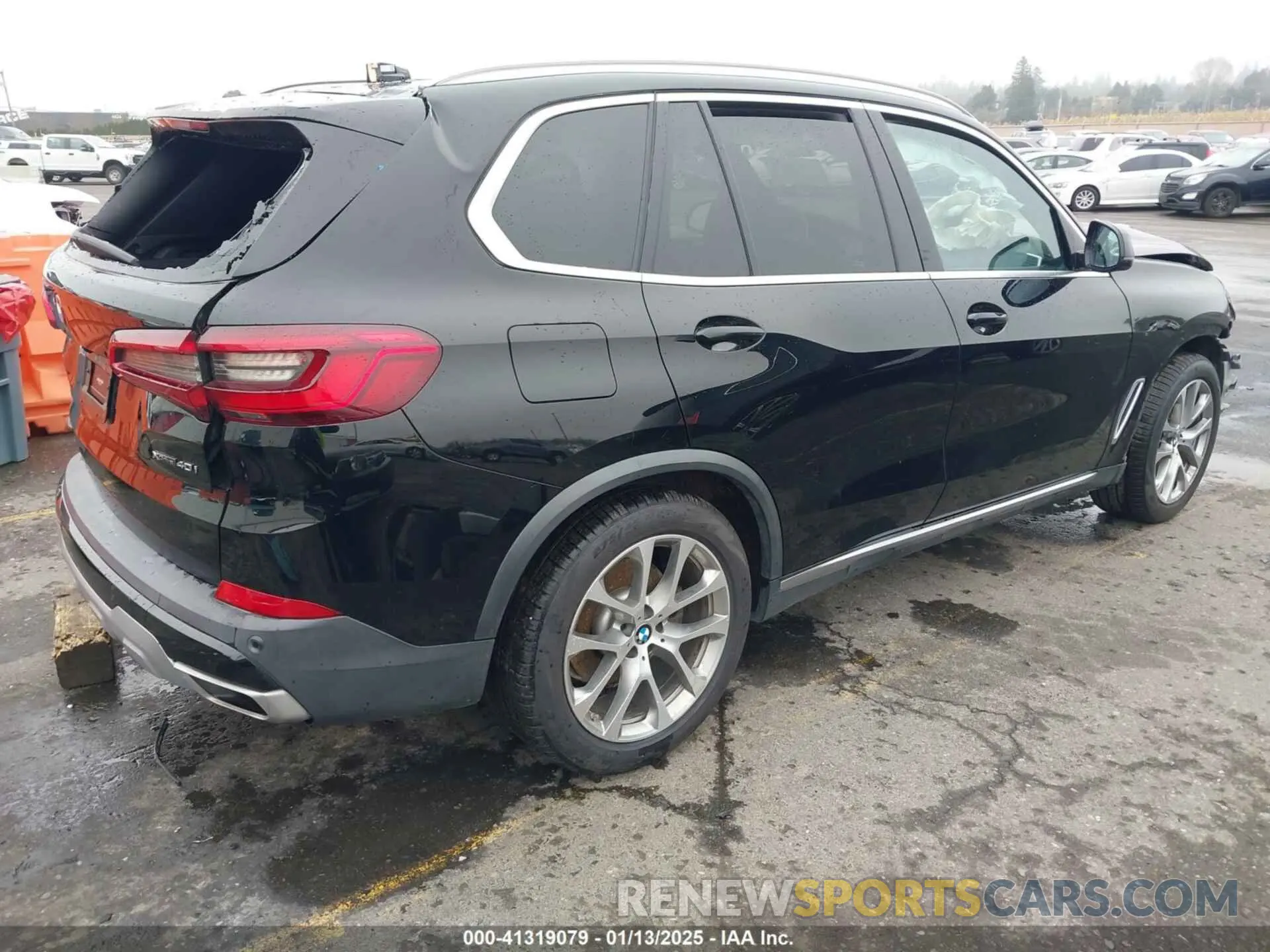 4 Photograph of a damaged car 5UXCR6C08L9B21670 BMW X5 2020