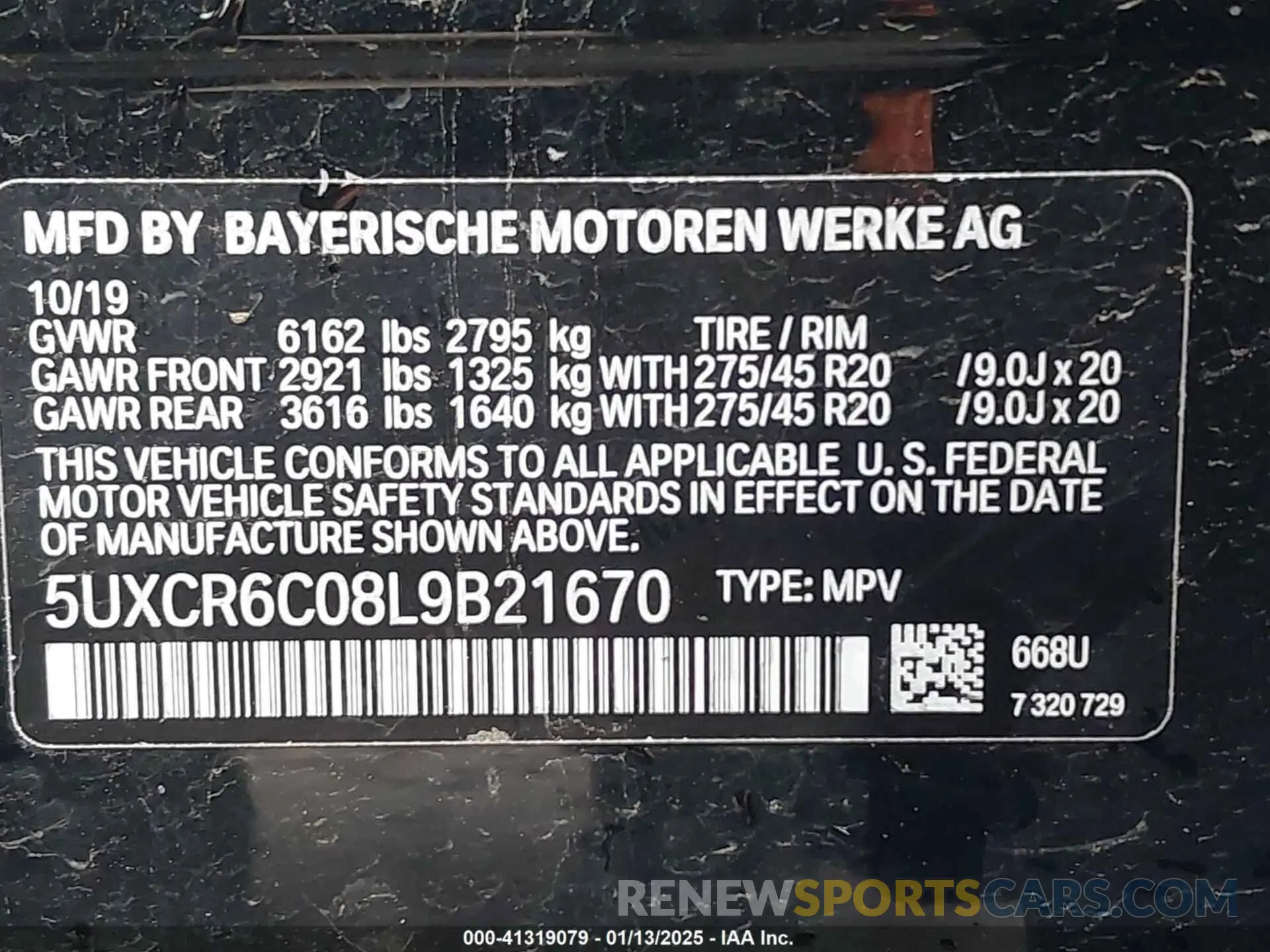 9 Photograph of a damaged car 5UXCR6C08L9B21670 BMW X5 2020