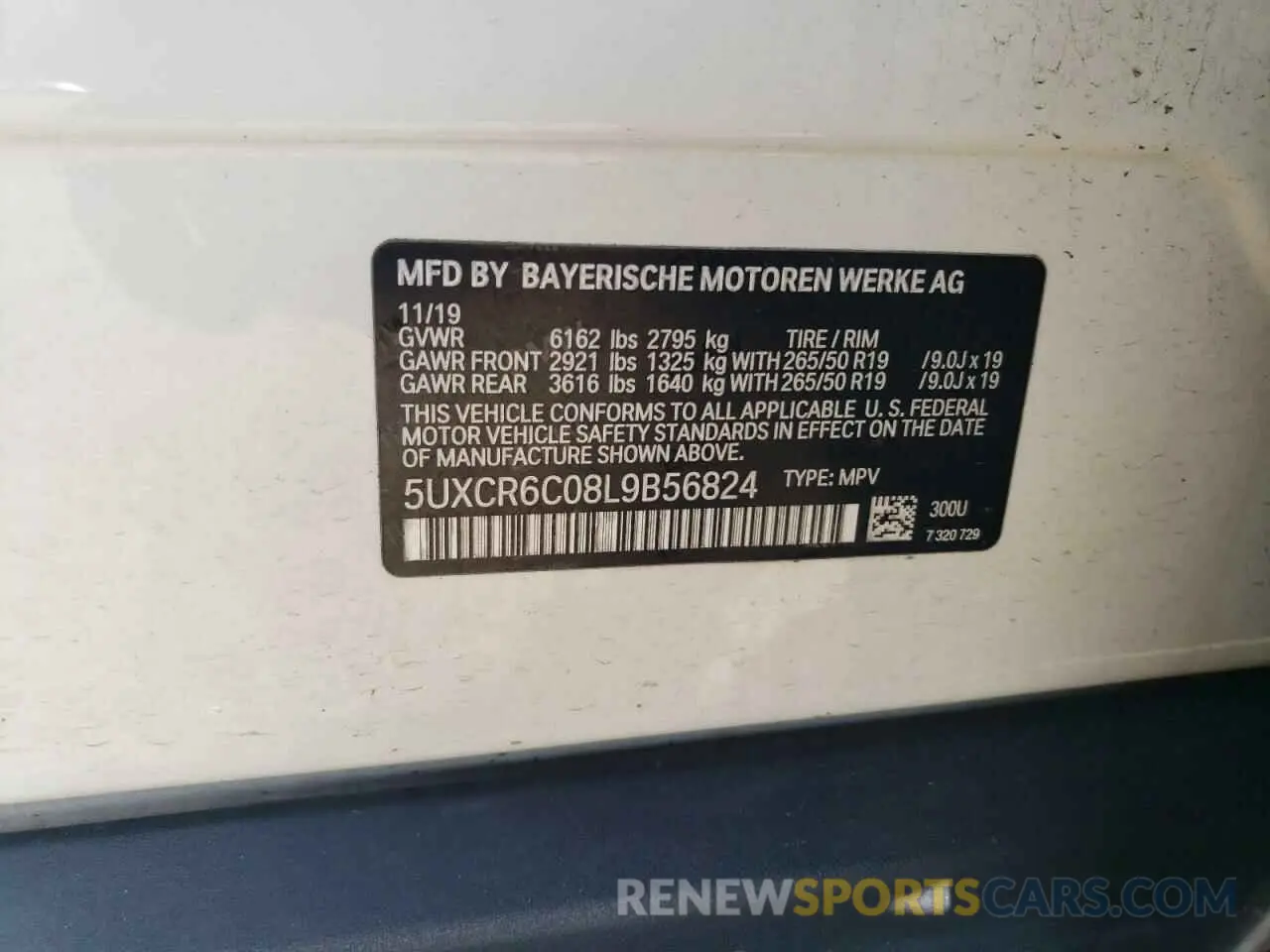 13 Photograph of a damaged car 5UXCR6C08L9B56824 BMW X5 2020
