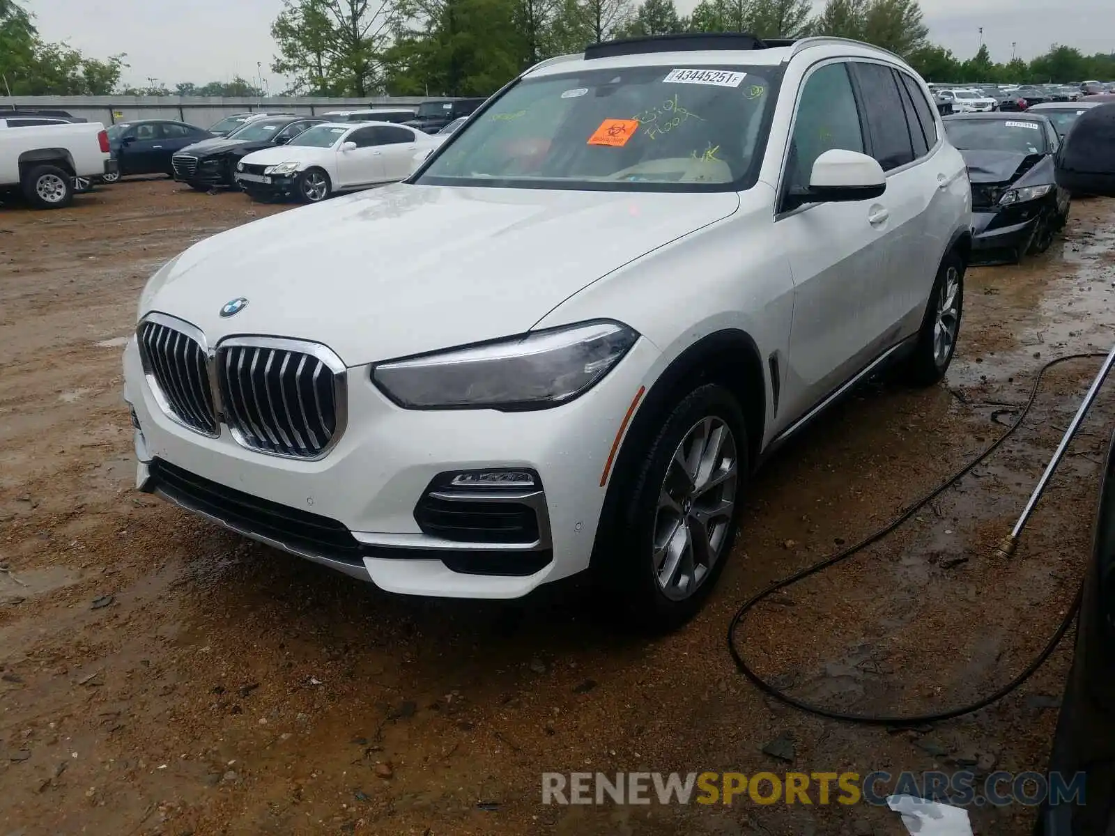 2 Photograph of a damaged car 5UXCR6C08L9B68617 BMW X5 2020