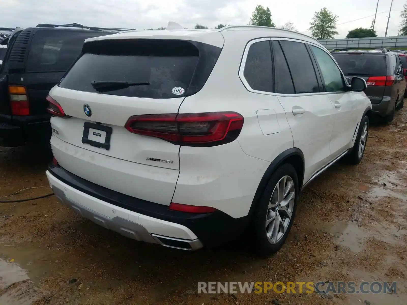 4 Photograph of a damaged car 5UXCR6C08L9B68617 BMW X5 2020