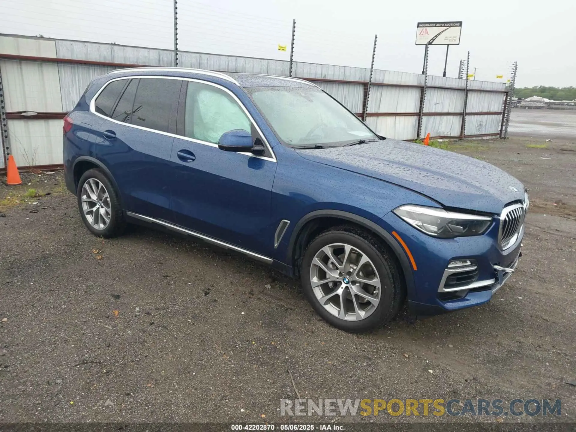 1 Photograph of a damaged car 5UXCR6C08L9C37774 BMW X5 2020