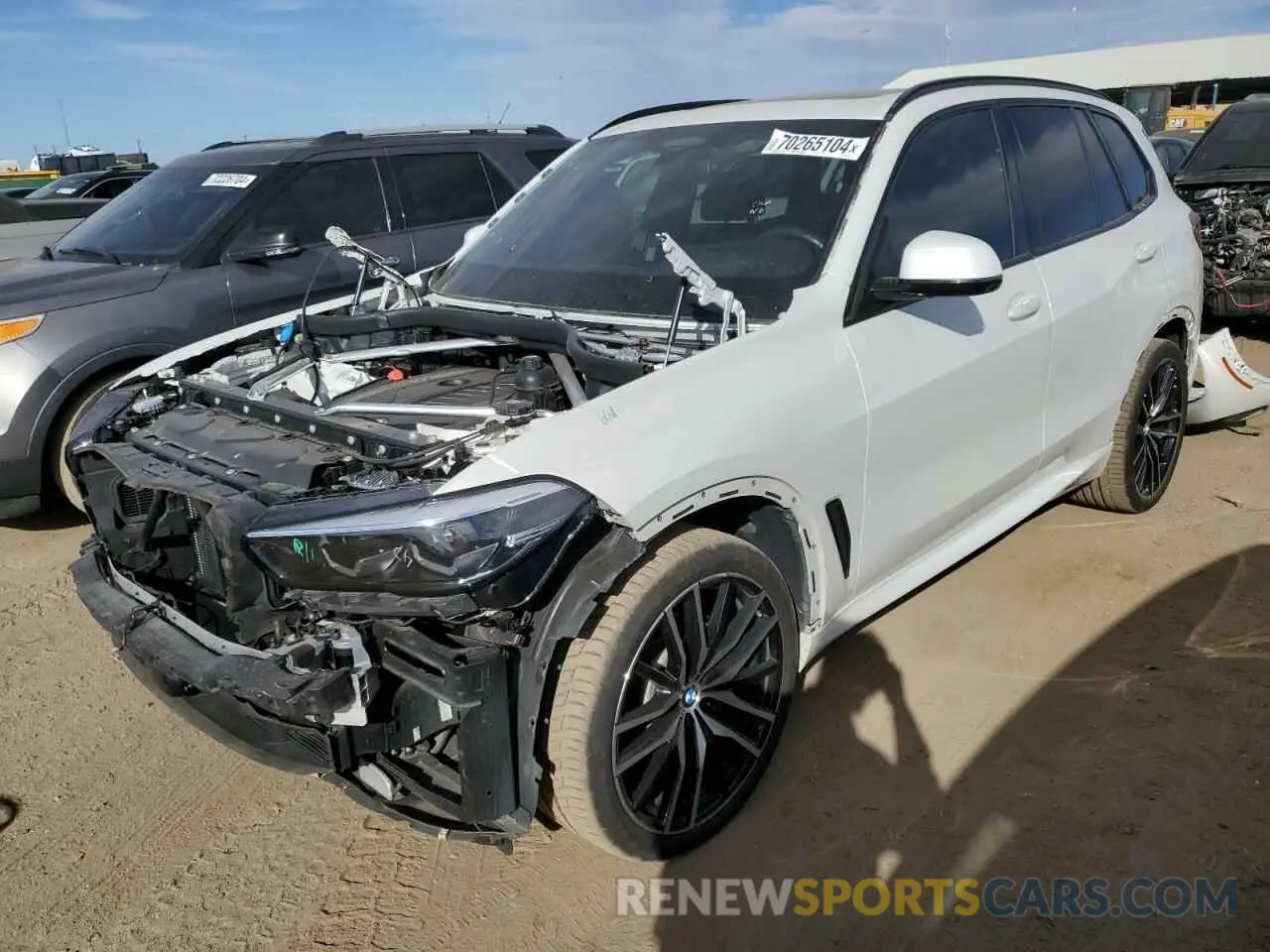 1 Photograph of a damaged car 5UXCR6C08L9C40125 BMW X5 2020