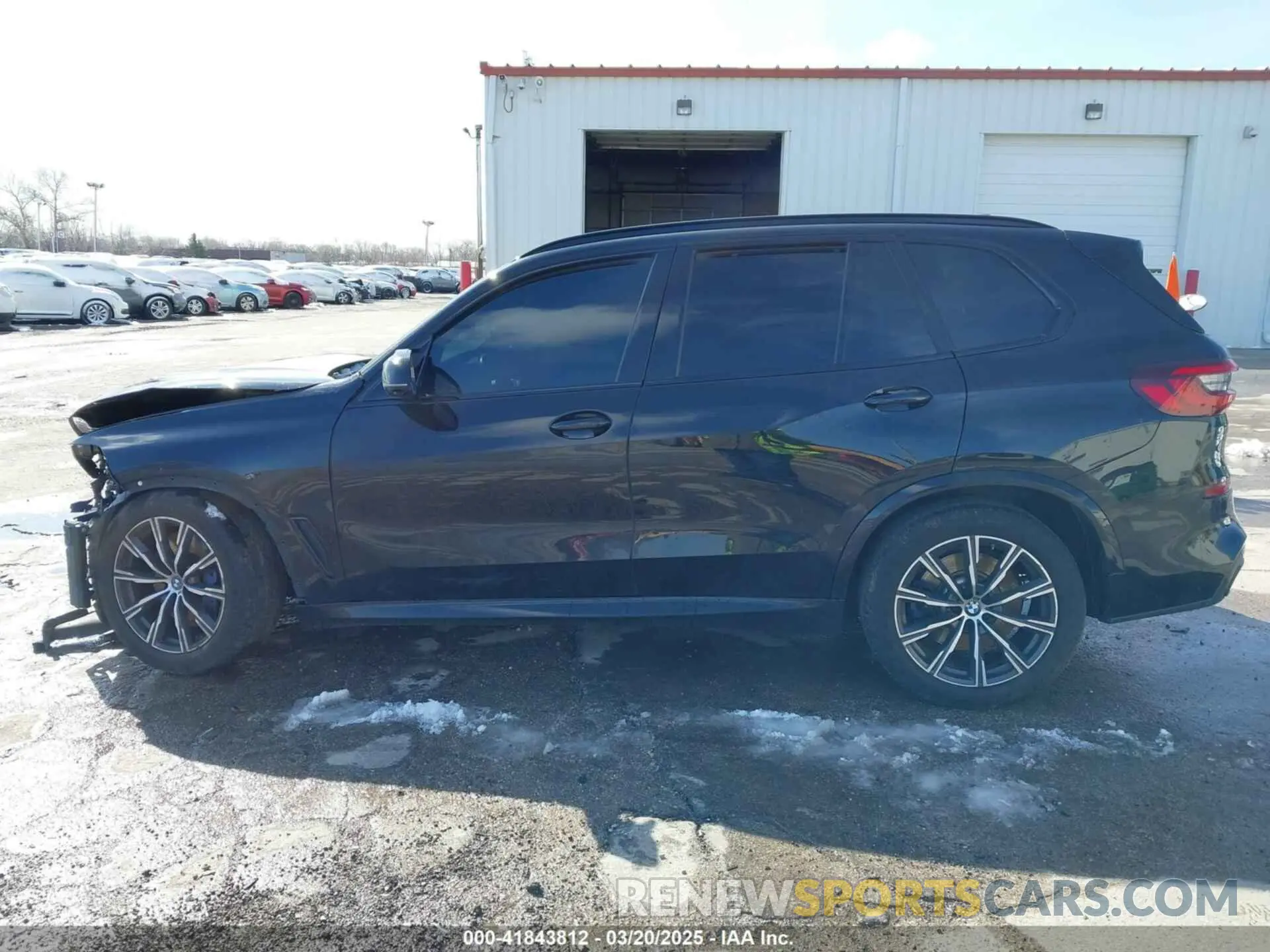 14 Photograph of a damaged car 5UXCR6C08L9C63999 BMW X5 2020