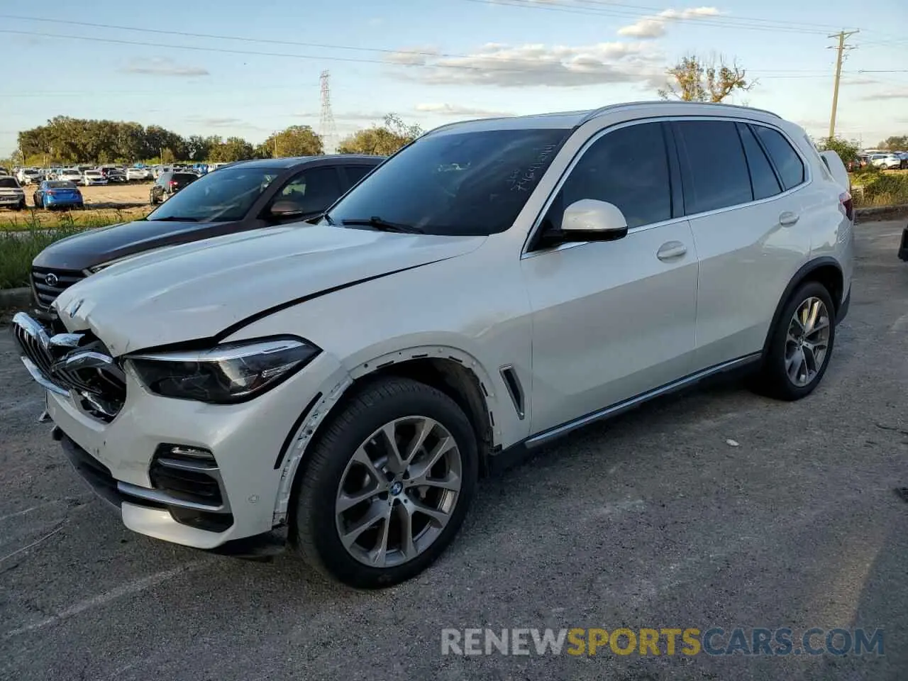 1 Photograph of a damaged car 5UXCR6C09L9B63345 BMW X5 2020