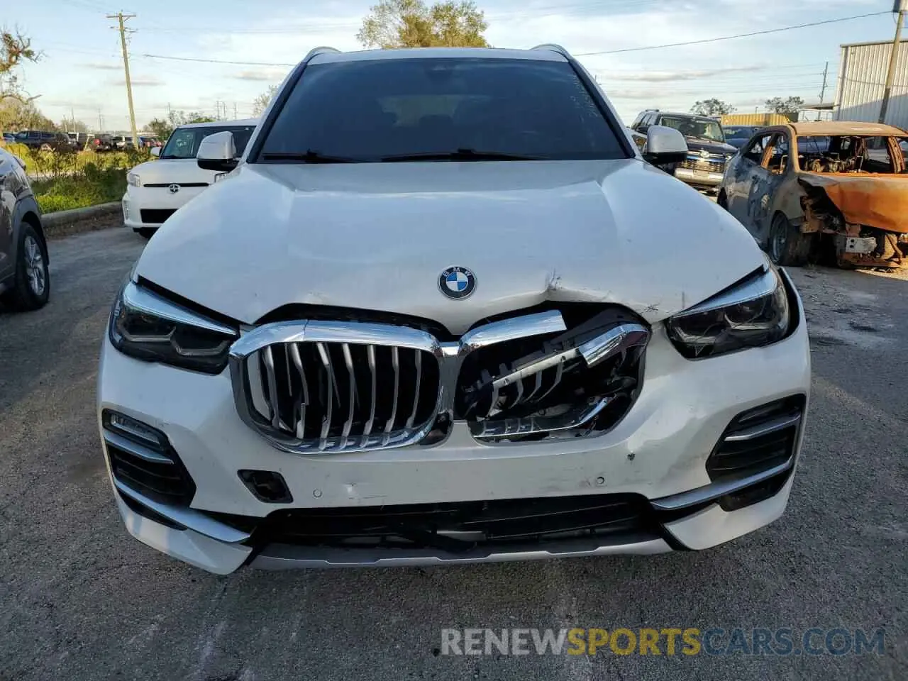 4 Photograph of a damaged car 5UXCR6C09L9B63345 BMW X5 2020