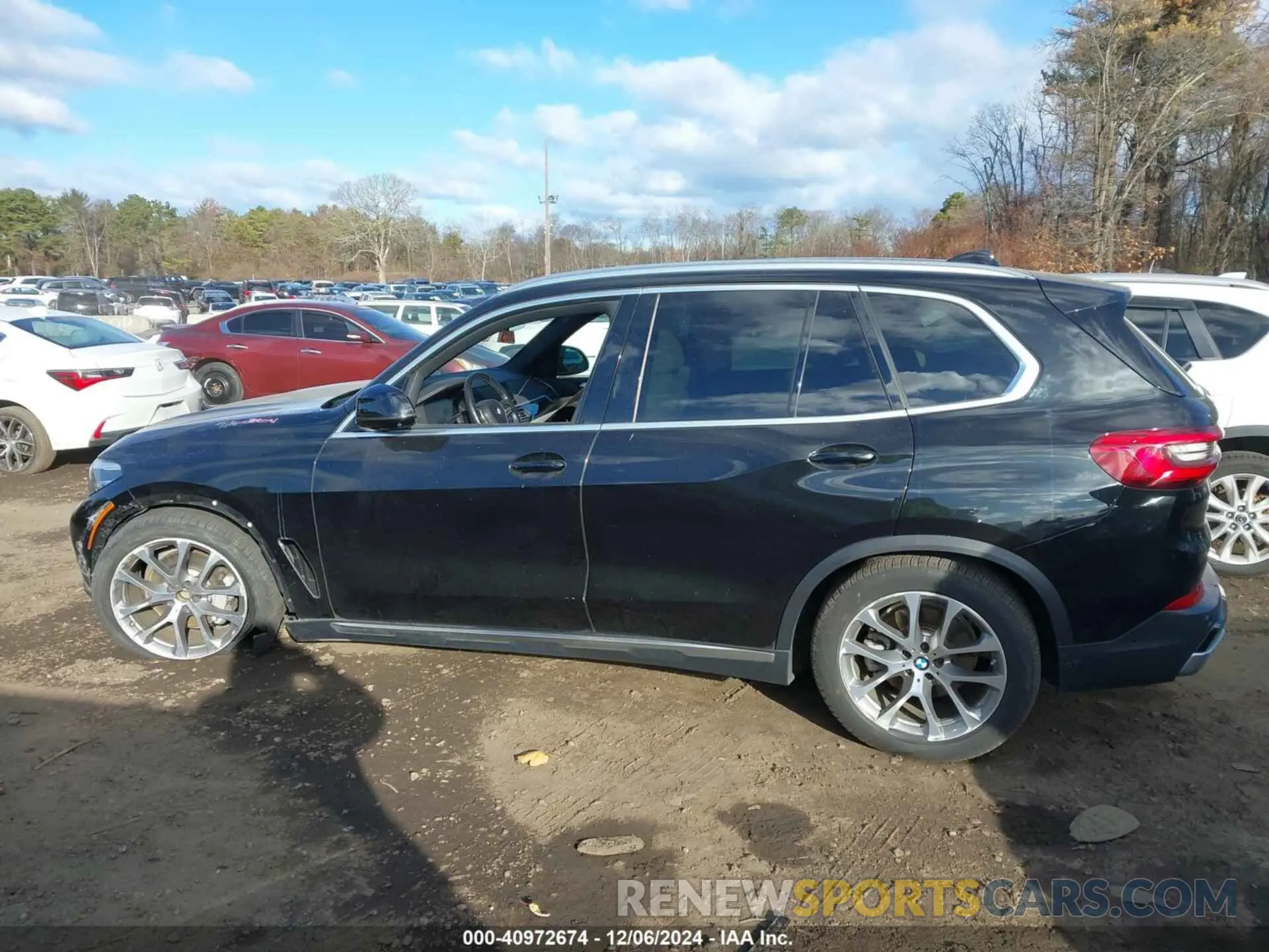 14 Photograph of a damaged car 5UXCR6C09L9B86236 BMW X5 2020