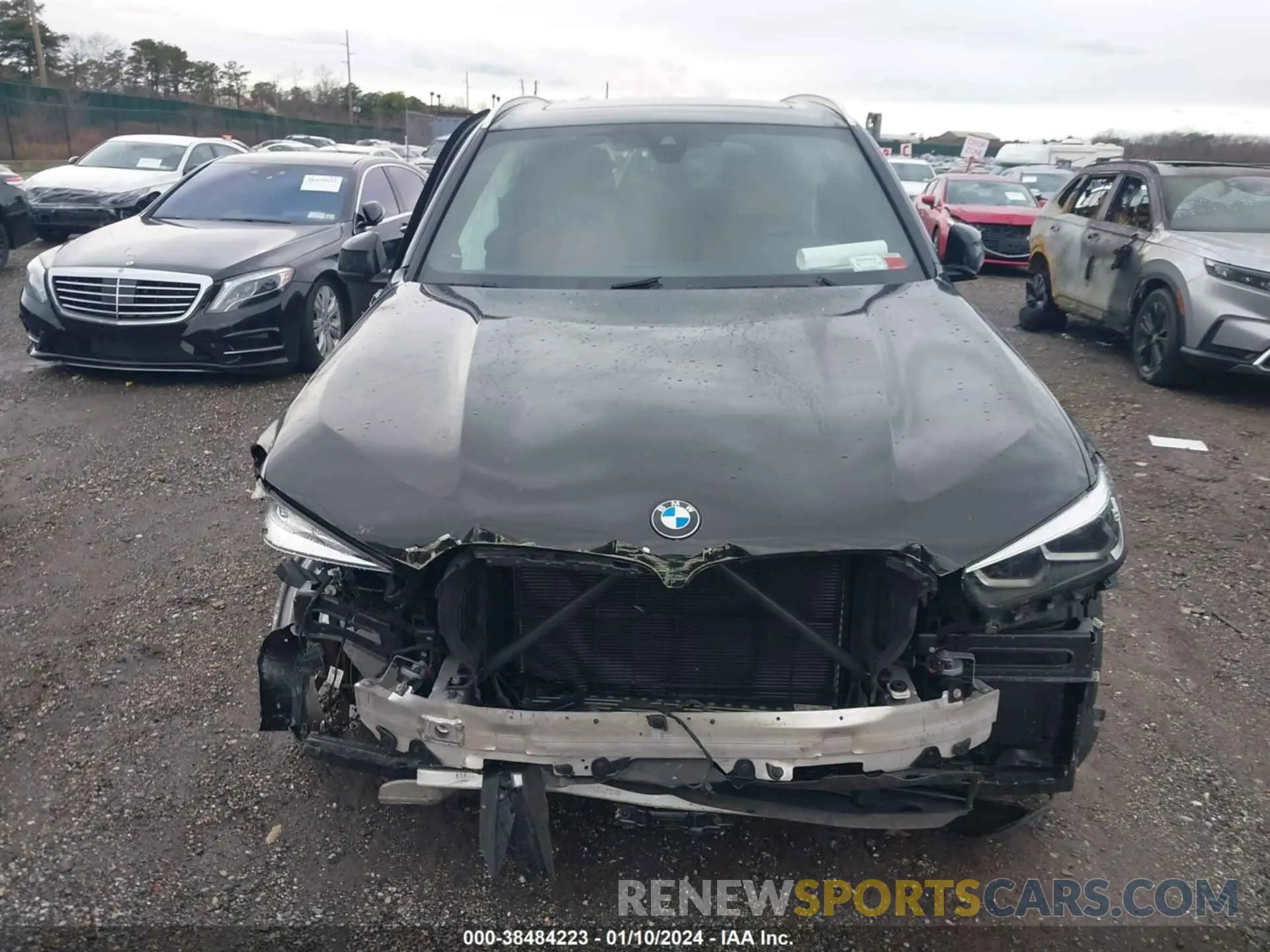 13 Photograph of a damaged car 5UXCR6C09L9C93917 BMW X5 2020