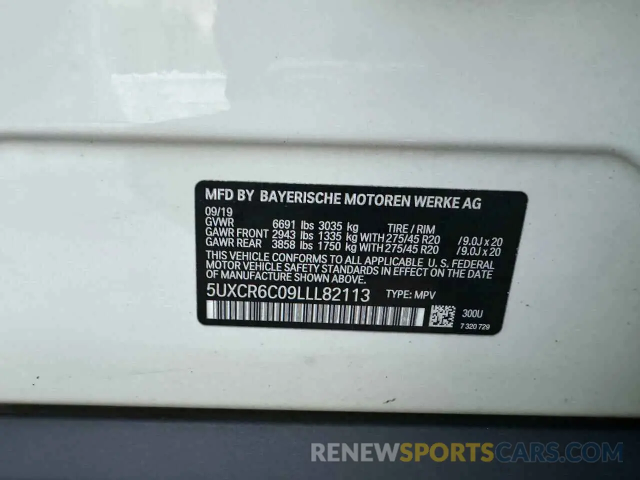 10 Photograph of a damaged car 5UXCR6C09LLL82113 BMW X5 2020