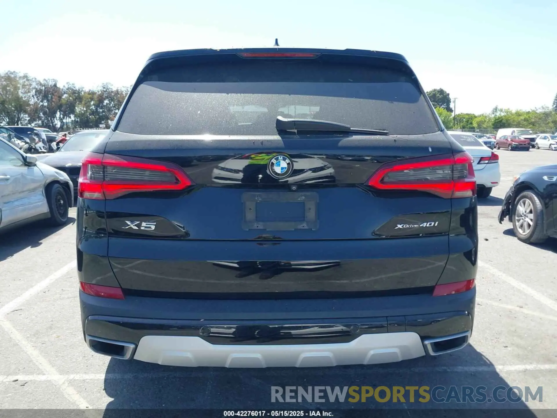 17 Photograph of a damaged car 5UXCR6C0XL9B13280 BMW X5 2020