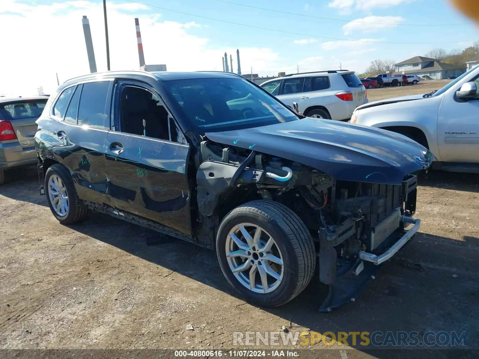 1 Photograph of a damaged car 5UXCR6C0XL9B78453 BMW X5 2020
