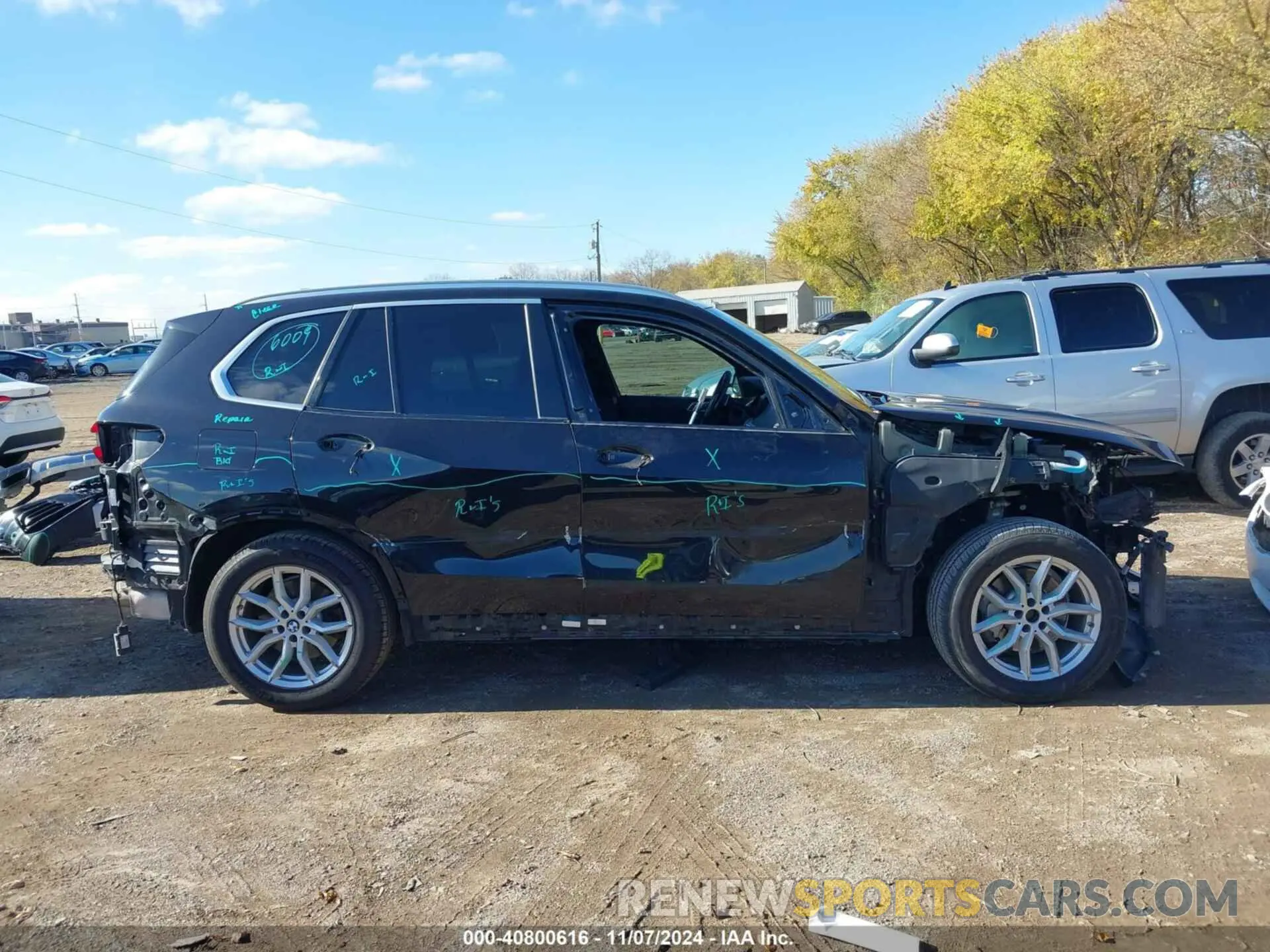 13 Photograph of a damaged car 5UXCR6C0XL9B78453 BMW X5 2020