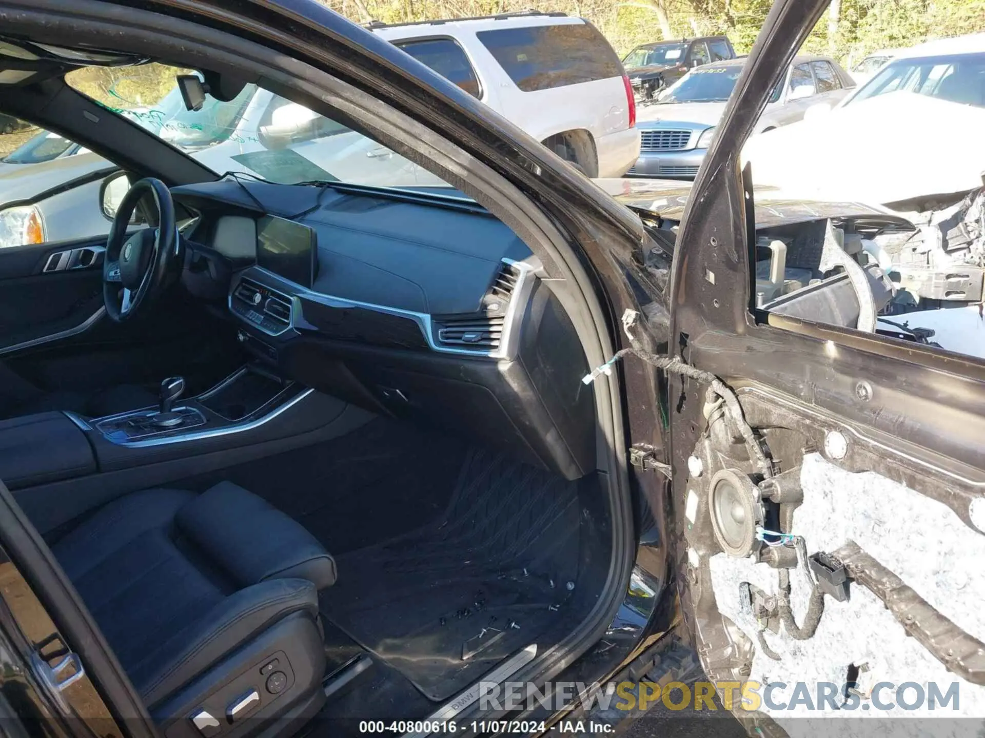 5 Photograph of a damaged car 5UXCR6C0XL9B78453 BMW X5 2020
