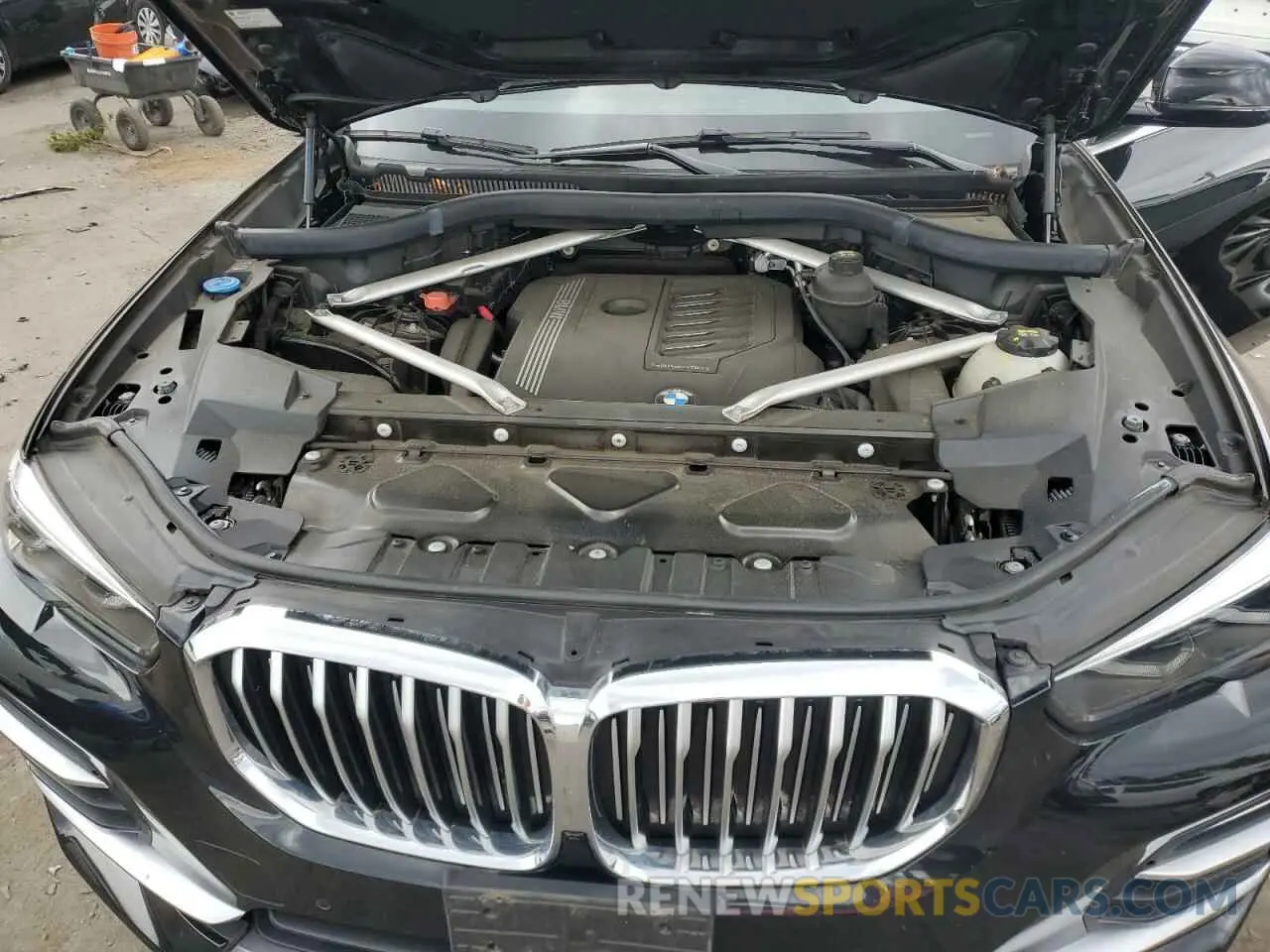 12 Photograph of a damaged car 5UXCR6C0XL9C91285 BMW X5 2020