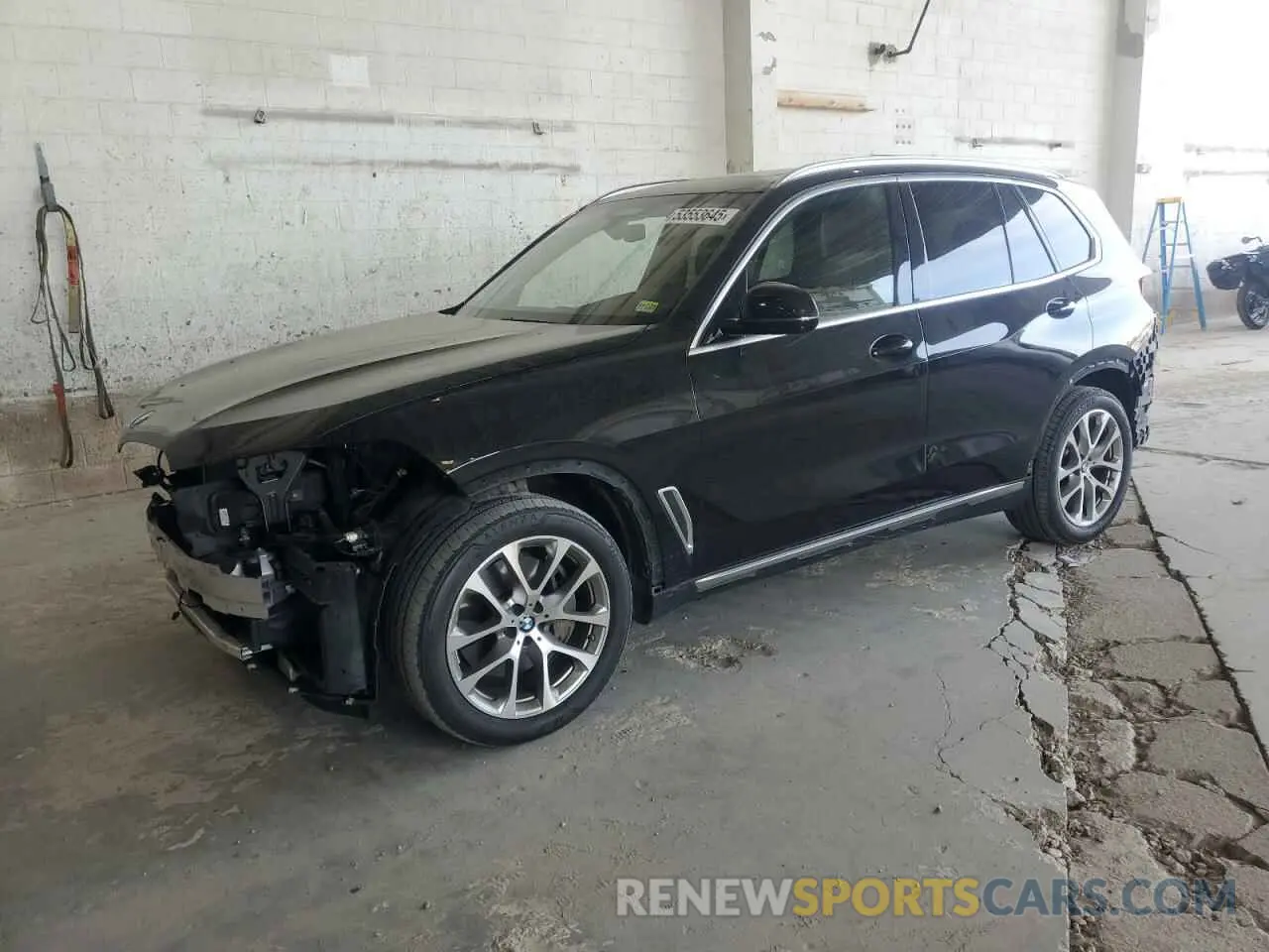 1 Photograph of a damaged car 5UXJU2C03L9C54691 BMW X5 2020