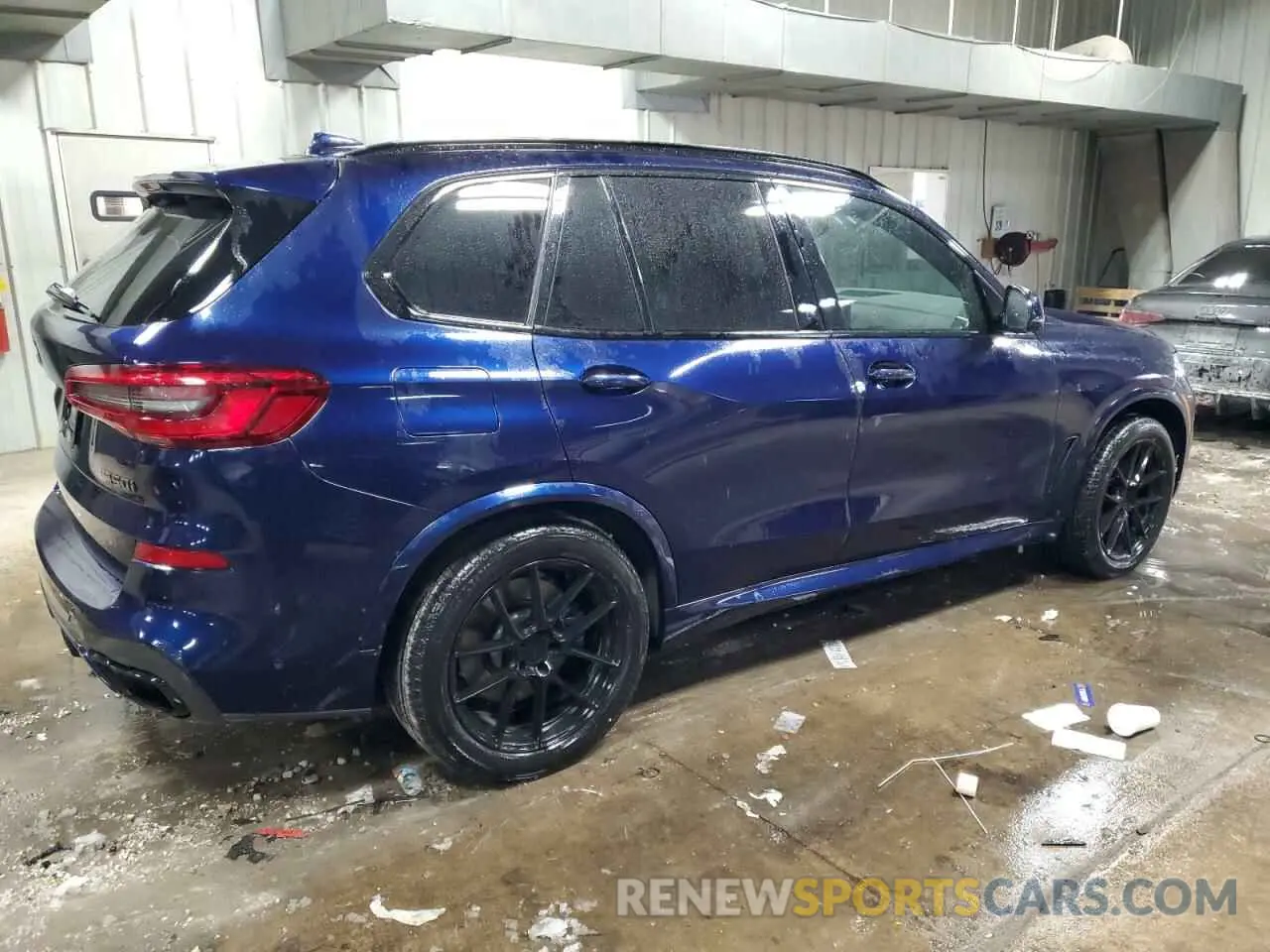3 Photograph of a damaged car 5UXJU4C05LL227875 BMW X5 2020