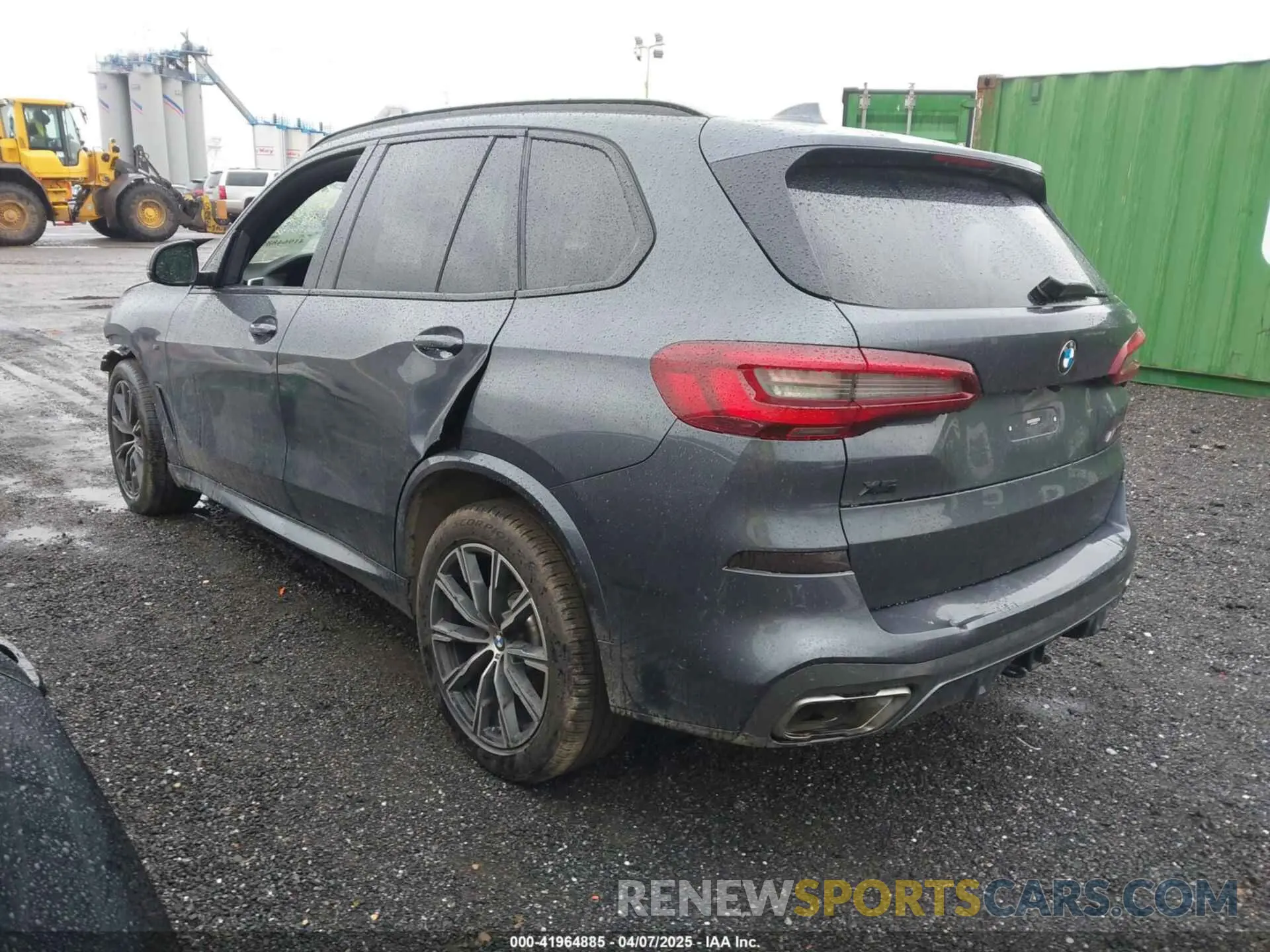 3 Photograph of a damaged car 5UXJU4C09L9C76898 BMW X5 2020