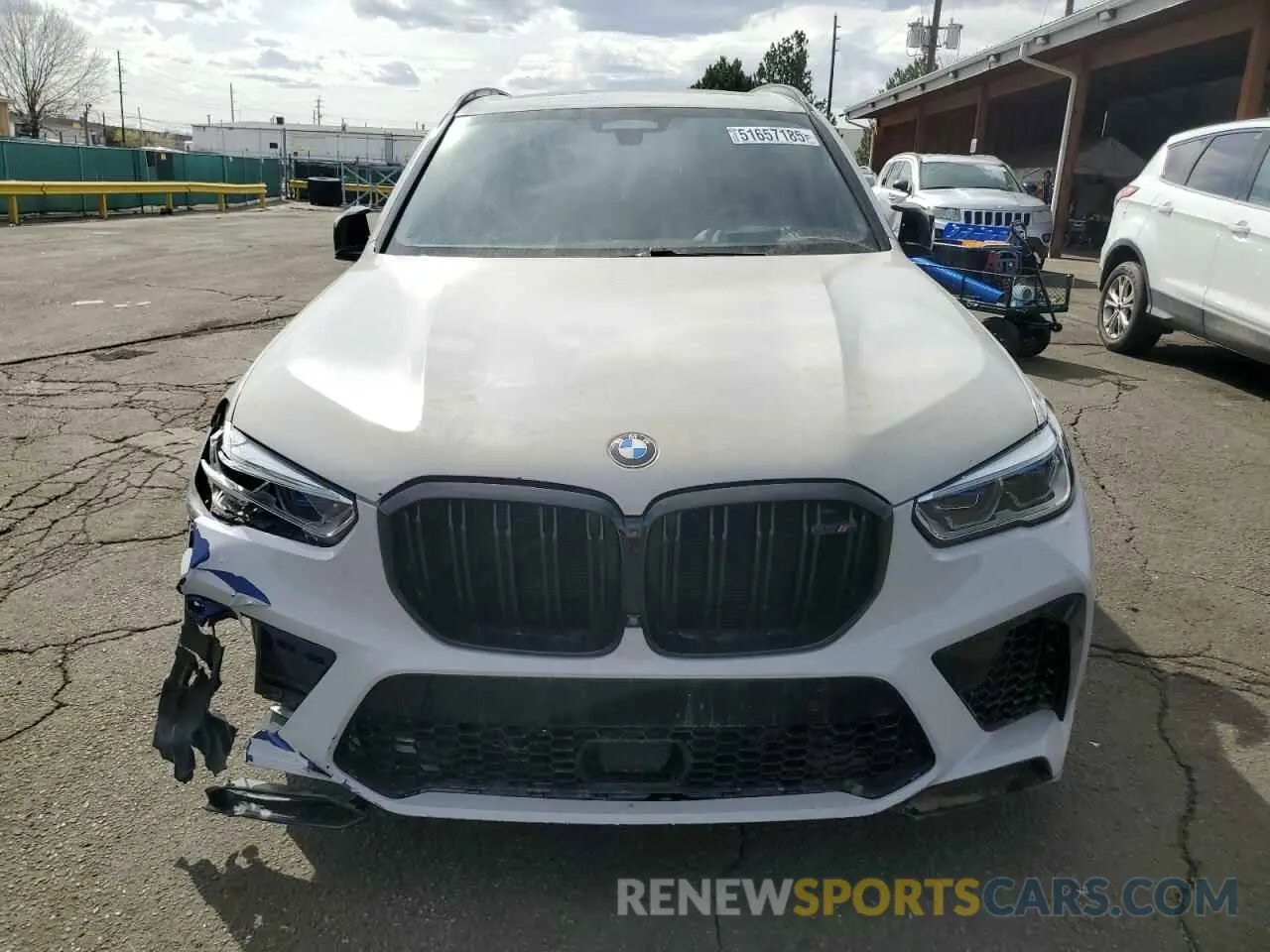 5 Photograph of a damaged car 5YMJU0C07L9C82264 BMW X5 2020