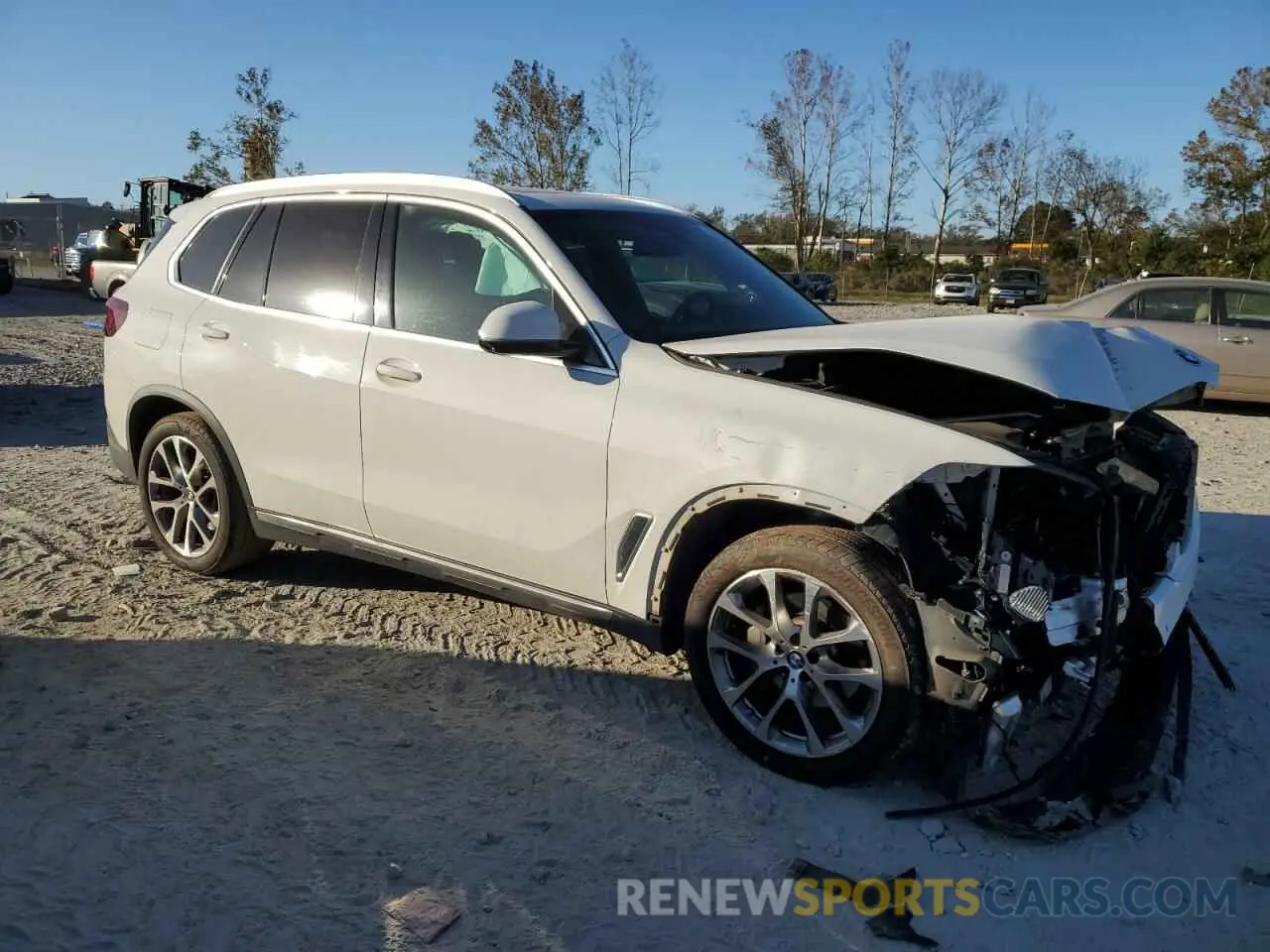 4 Photograph of a damaged car 5UXCR4C00M9D77145 BMW X5 2021