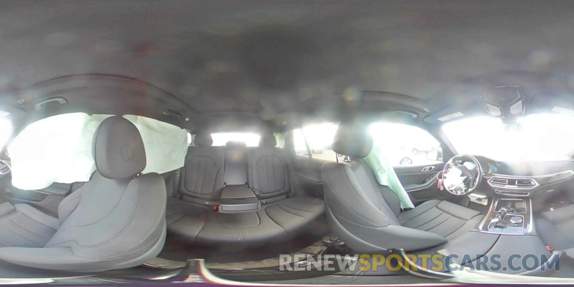 14 Photograph of a damaged car 5UXCR4C00M9E01511 BMW X5 2021