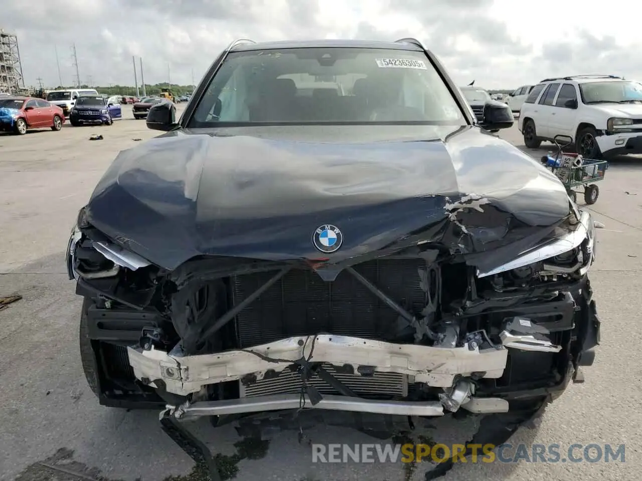 5 Photograph of a damaged car 5UXCR4C00M9E01511 BMW X5 2021