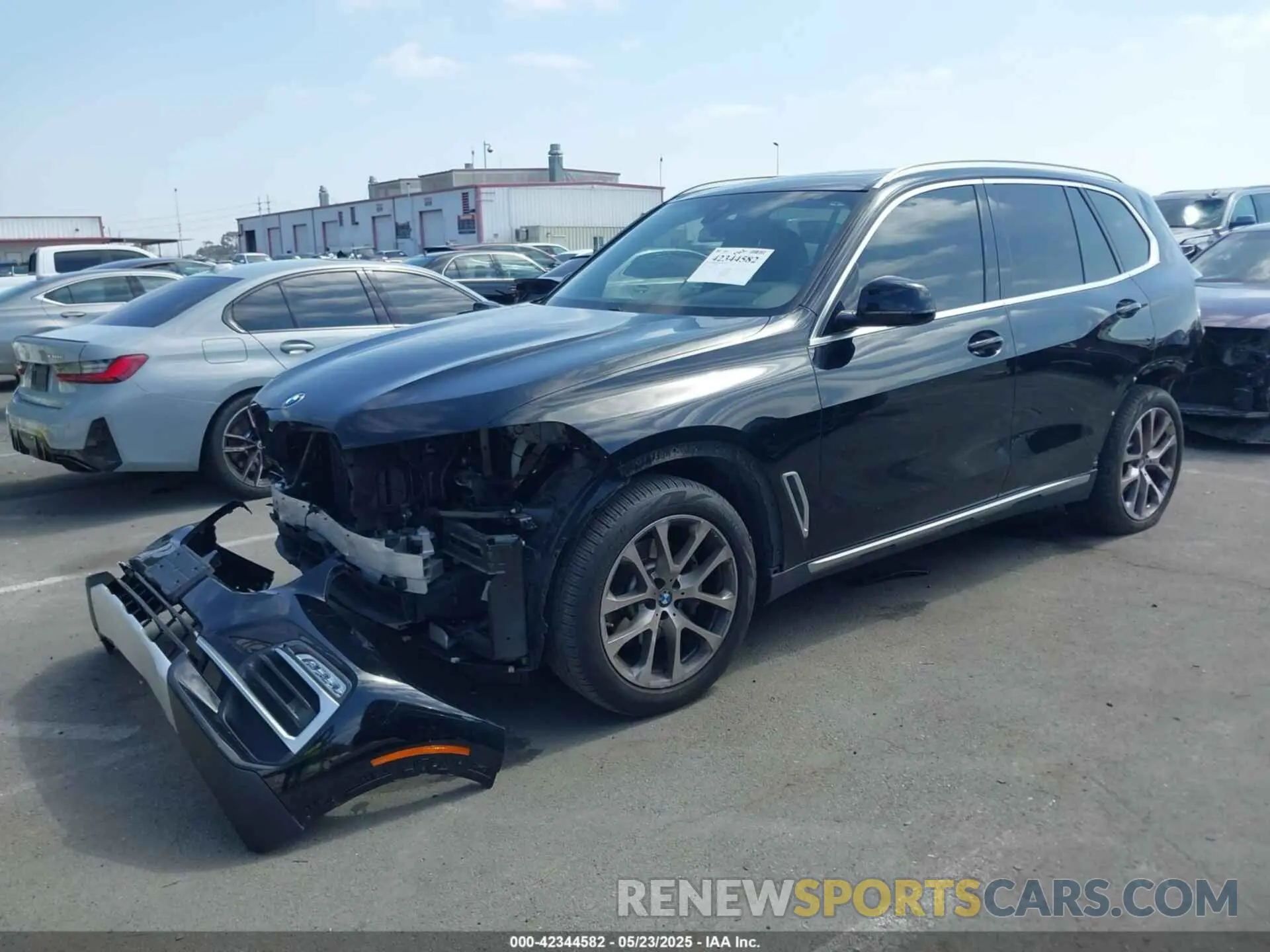 2 Photograph of a damaged car 5UXCR4C00M9G16516 BMW X5 2021