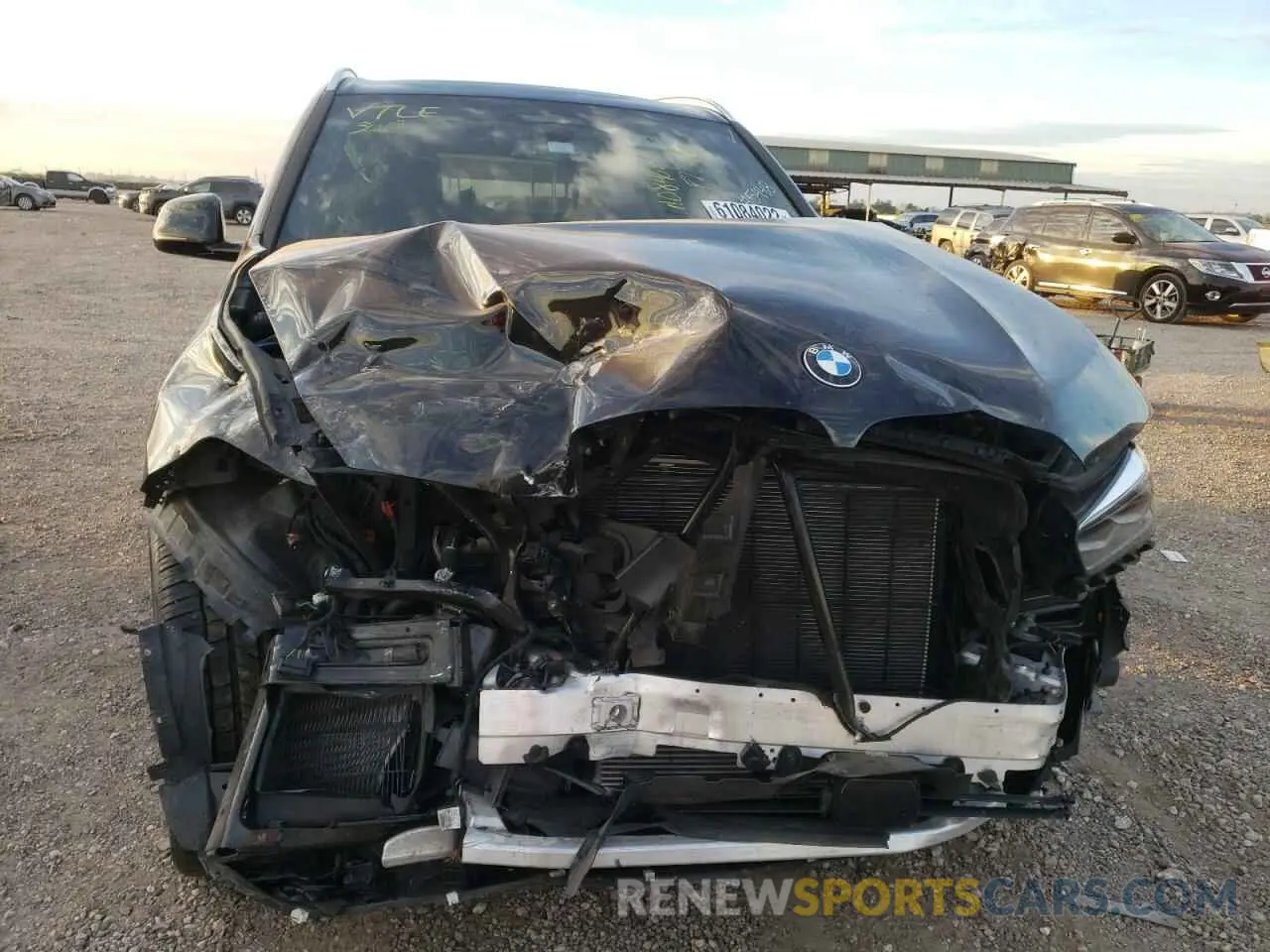 9 Photograph of a damaged car 5UXCR4C01M9F77676 BMW X5 2021