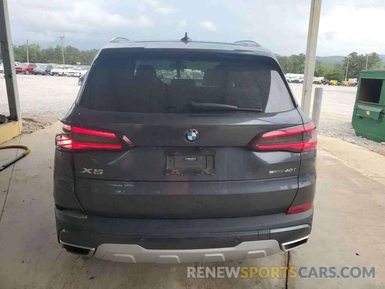 6 Photograph of a damaged car 5UXCR4C01M9H07343 BMW X5 2021