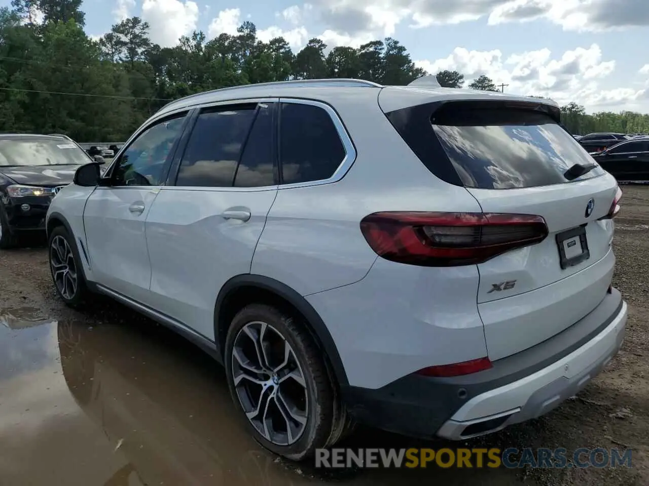 2 Photograph of a damaged car 5UXCR4C02M9E09481 BMW X5 2021