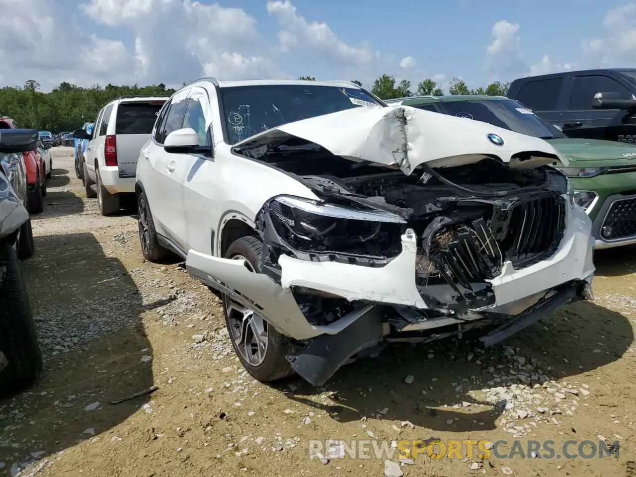 4 Photograph of a damaged car 5UXCR4C02M9E09481 BMW X5 2021