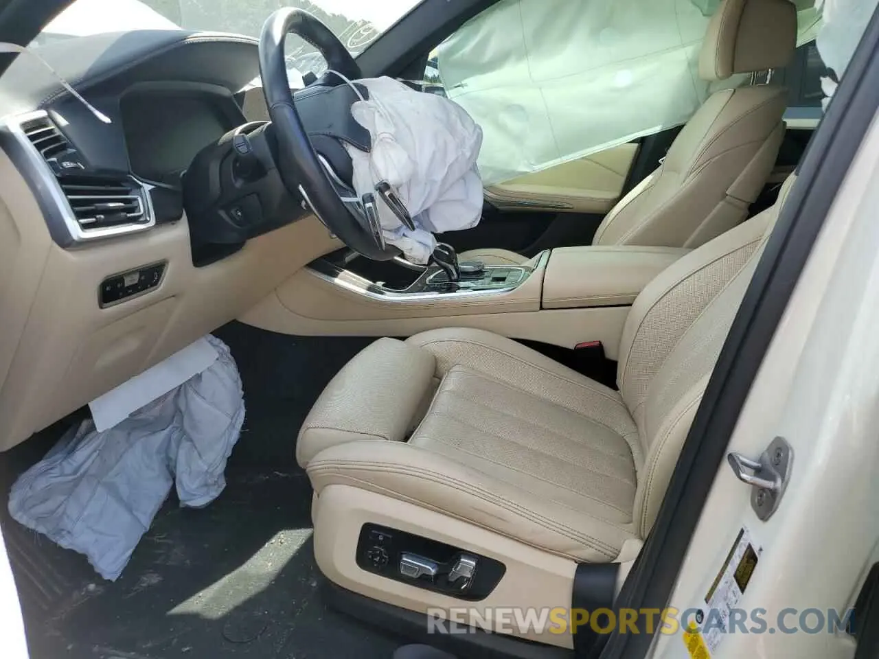 7 Photograph of a damaged car 5UXCR4C02M9E09481 BMW X5 2021