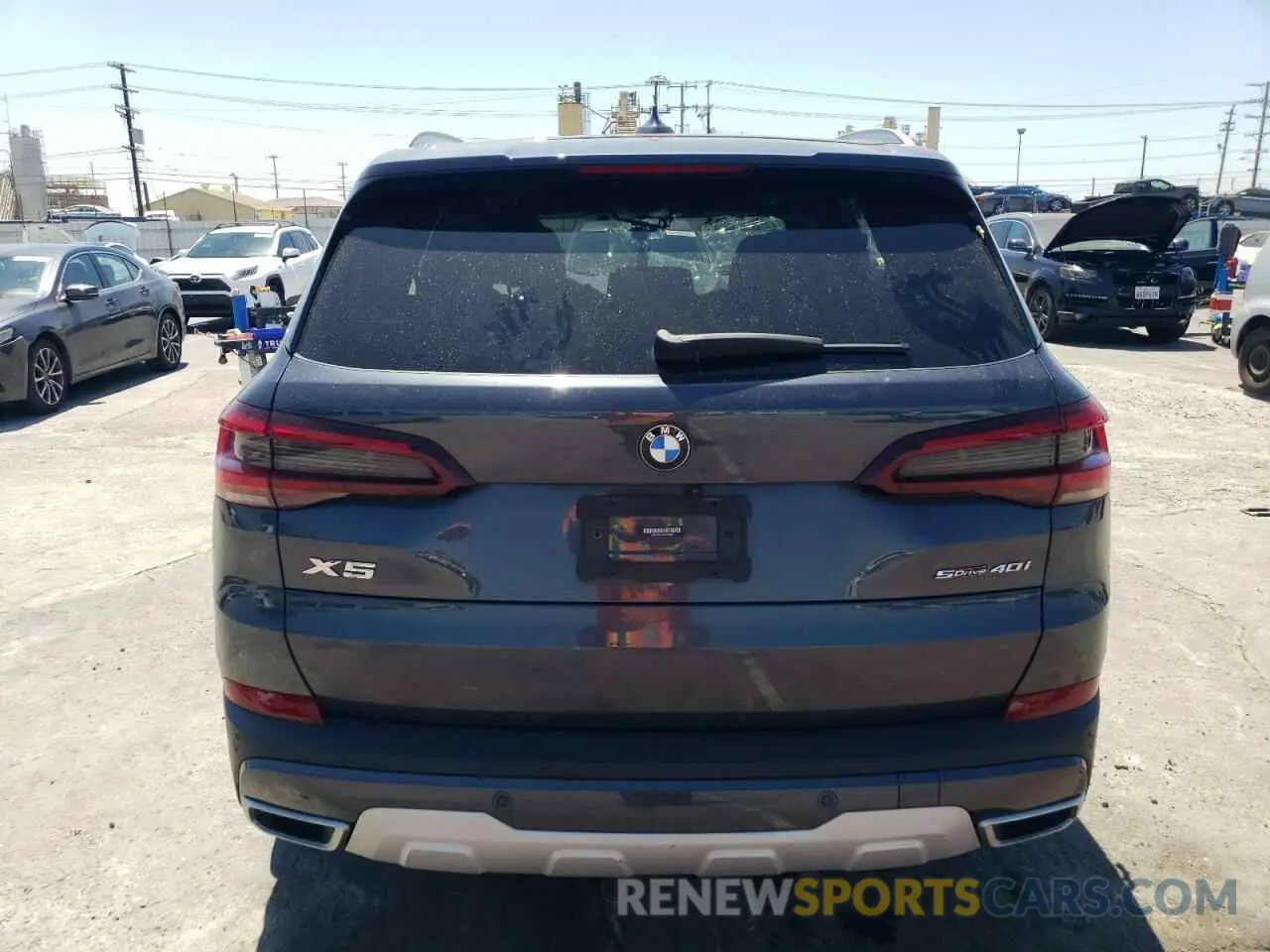 6 Photograph of a damaged car 5UXCR4C02M9G93906 BMW X5 2021