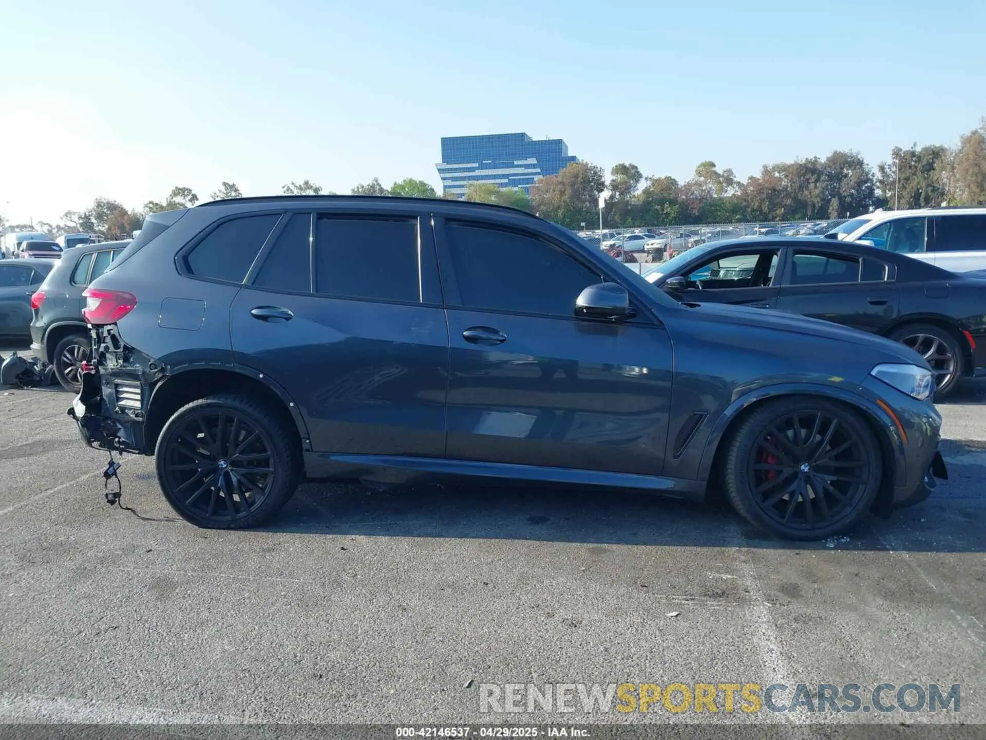 12 Photograph of a damaged car 5UXCR4C02M9H56406 BMW X5 2021