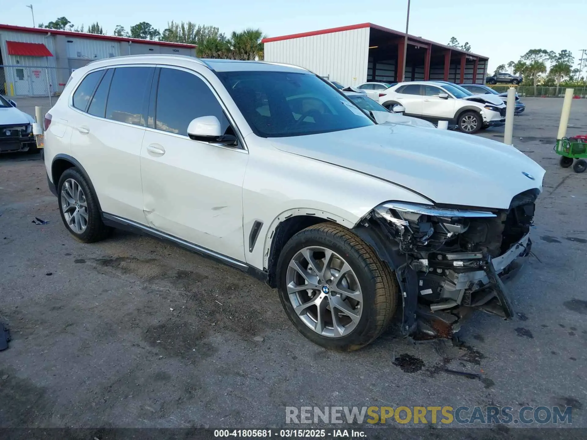 1 Photograph of a damaged car 5UXCR4C03M9F19603 BMW X5 2021