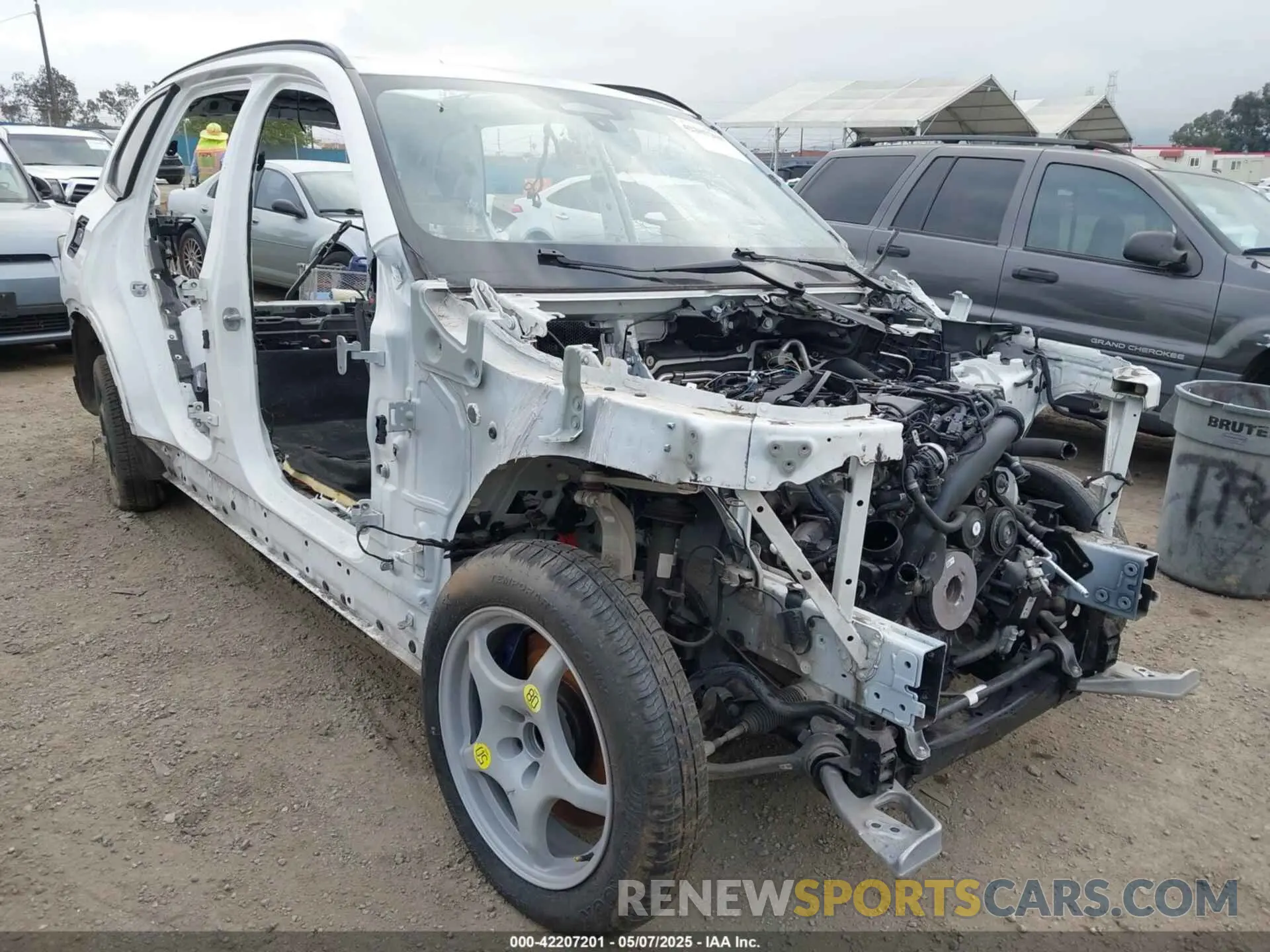 1 Photograph of a damaged car 5UXCR4C04M9E59279 BMW X5 2021
