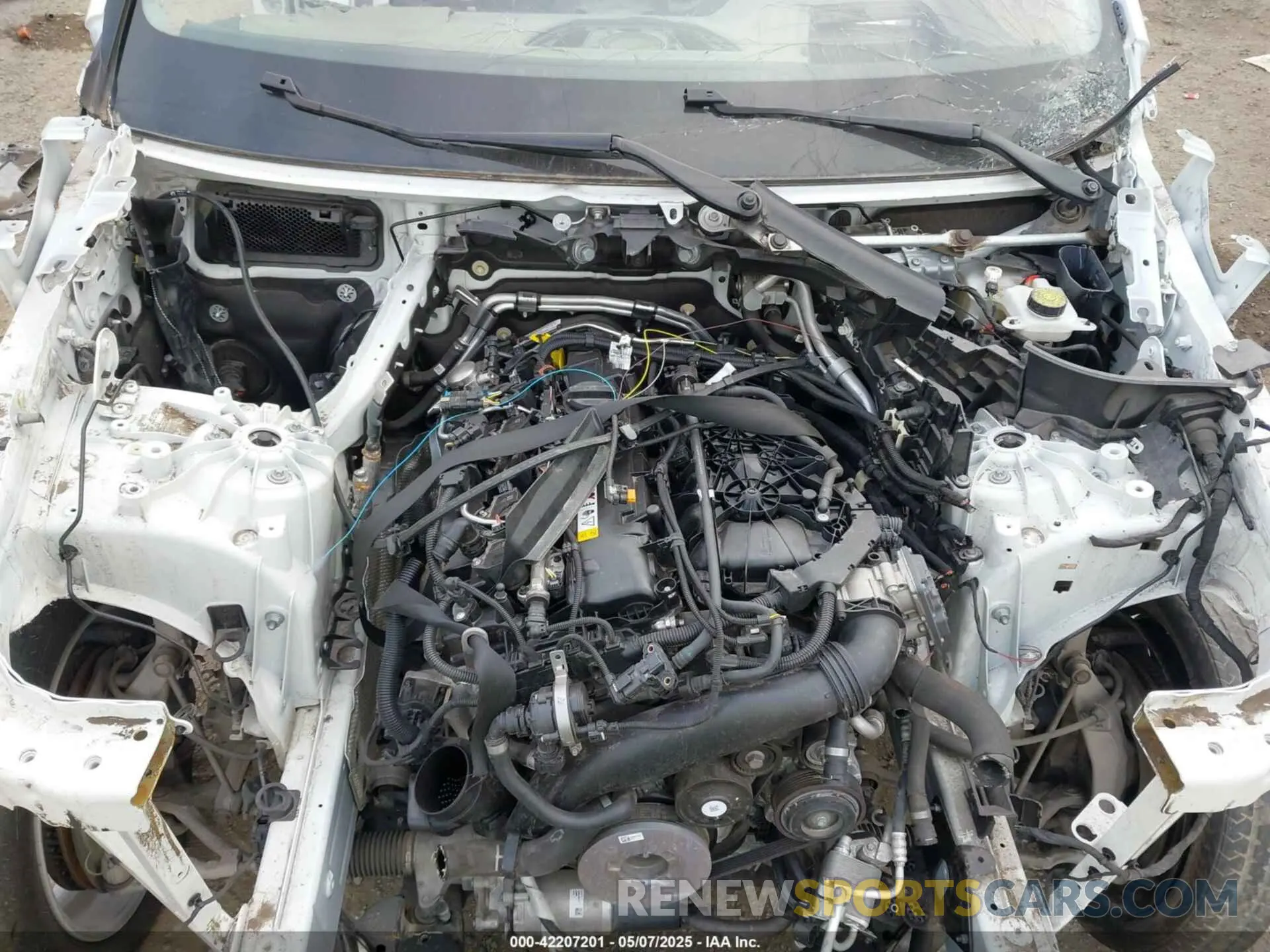 10 Photograph of a damaged car 5UXCR4C04M9E59279 BMW X5 2021